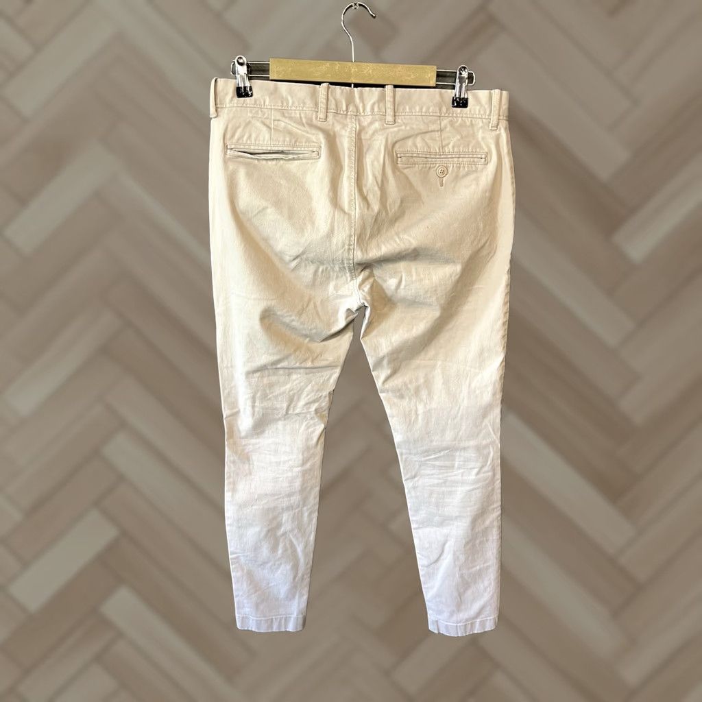J.Crew J. Crew Mens Pants Chino Beige Stretch 32 Inseam 32 Regular Khaki 32 x 32 Mens Stretch Chino Pants Size US 32 / EU 48 - 1 Thumbnail