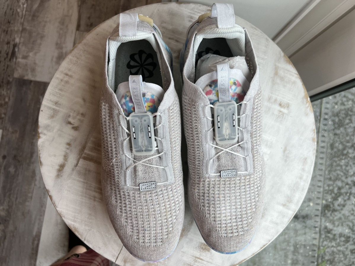 Nike Nike Air VaporMax 2020 Flyknit Summit White size 10 DS Size US 10 / EU 43 - 2 Thumbnail