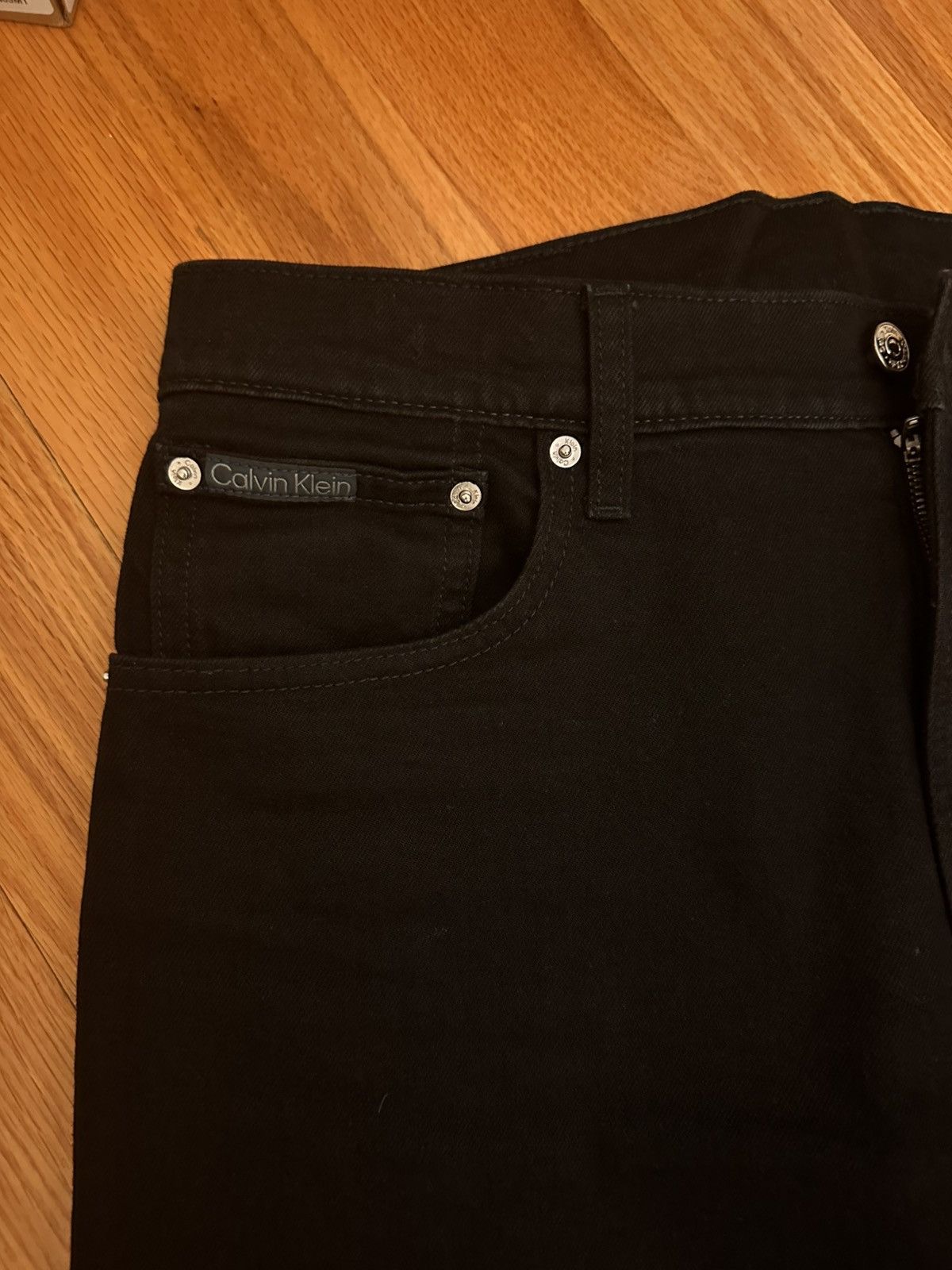 Calvin Klein Calvin Klein 90s Straight Fit Jeans Size US 36 / EU 52 - 2 Thumbnail