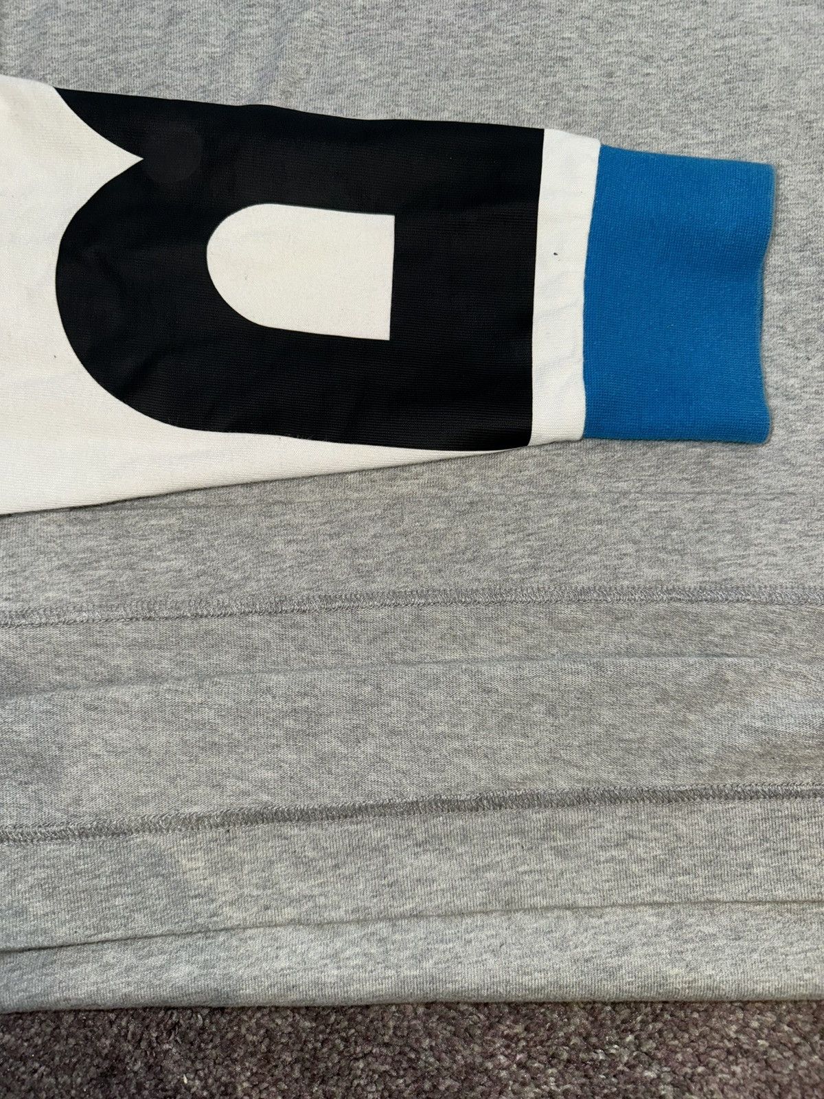 Burberry Fernford Double-Sleeve T-Shirt Burberry Size M Size US M / EU 48-50 / 2 - 4 Thumbnail