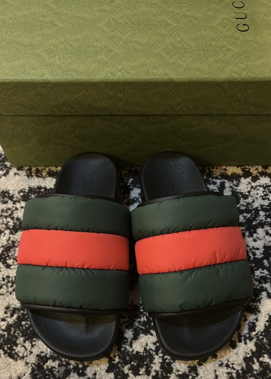 Gucci Gucci Padded Web Sandal Slide size 35 Puffer Nylon Size US 5 / IT 35 - 2 Thumbnail