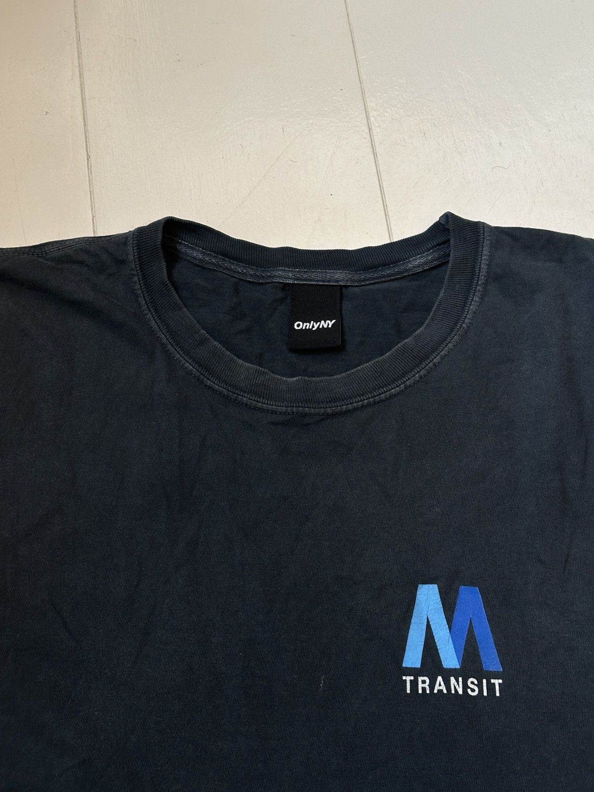 Only NY Vintage MTA Navy/Blue USA flag Graphic T Size US L / EU 52-54 / 3 - 5 Thumbnail