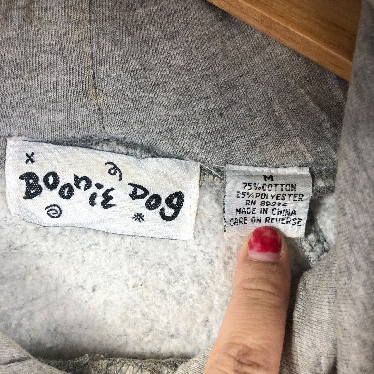 Vintage Vintage GUAM USA X BONIE DOG Hooded Sweatshirt Size US M / EU 48-50 / 2 - 4 Thumbnail