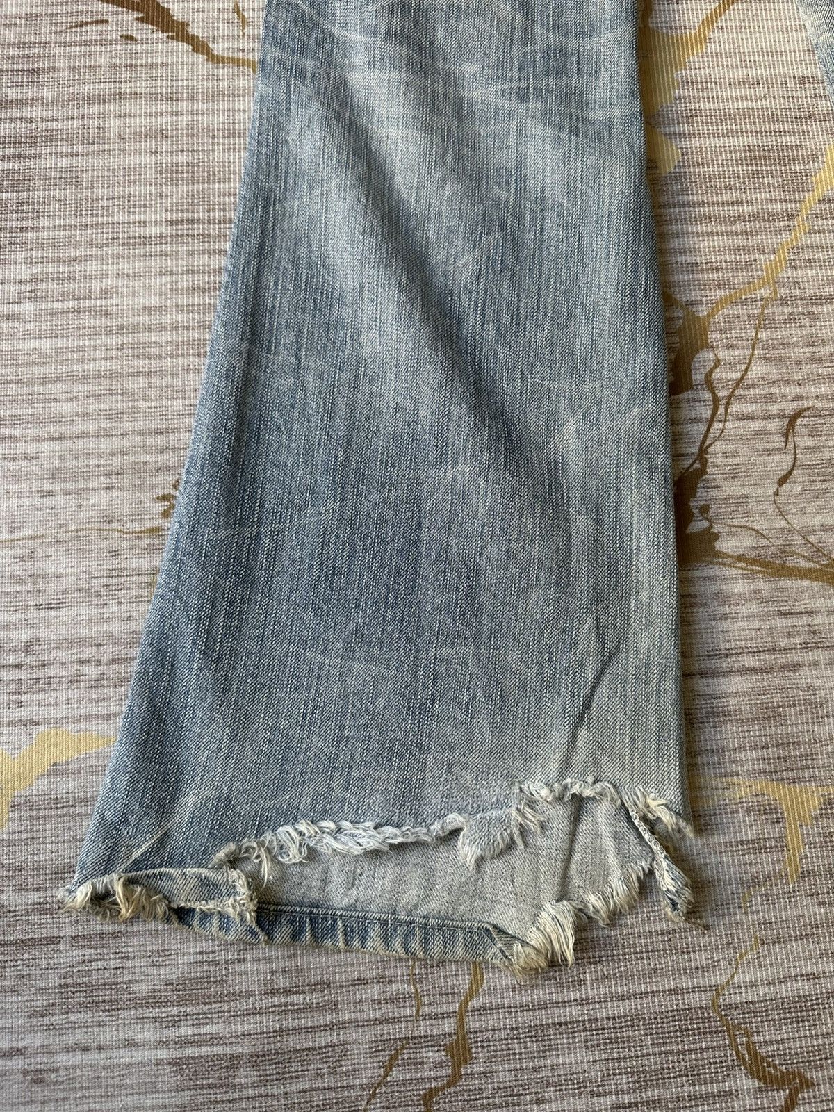 Edwin FLARE Edwin Blue Trip 503 Buckle Back Faded Distressed Denim Size US 28 / EU 44 - 14 Thumbnail