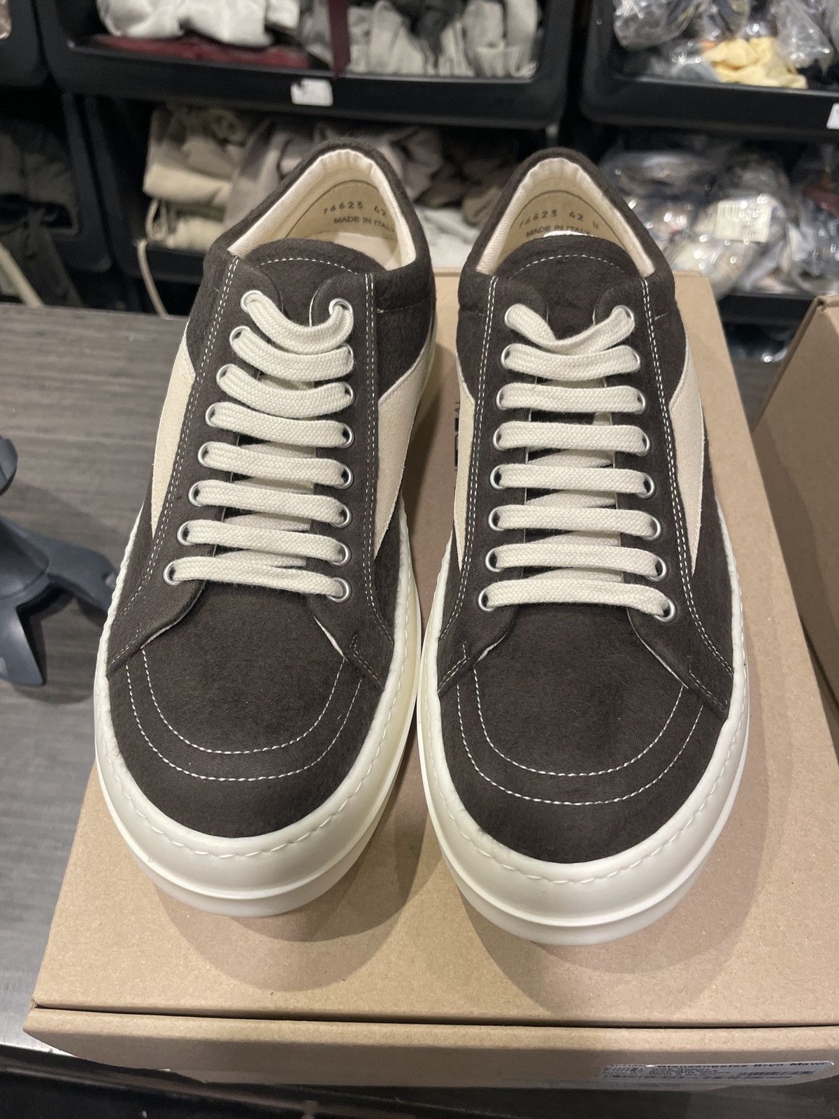 Rick Owens Drkshdw Rick Owens DRKSHDW Dark Grey Milk Suede Wool 9 Size US 9 / EU 42 - 1 Thumbnail