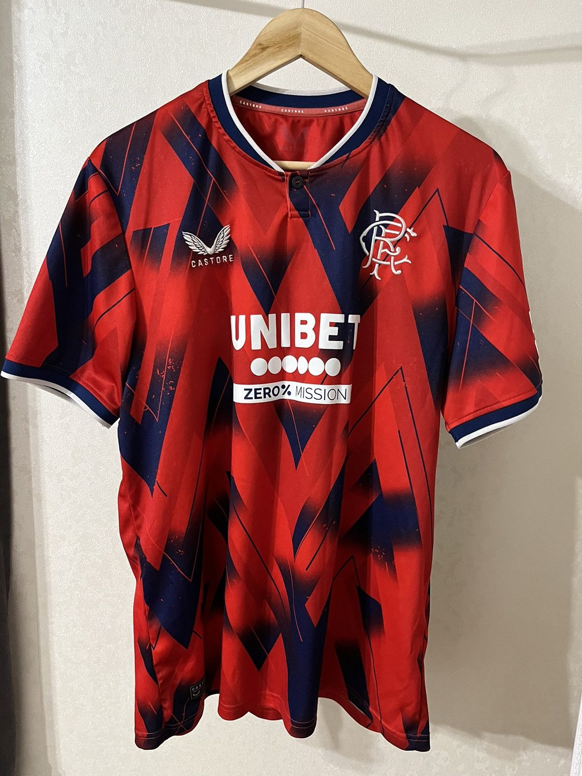 Castore Castore Glasgow Rangers 23/24 Jersey Size US XL / EU 56 / 4 - 1 Thumbnail