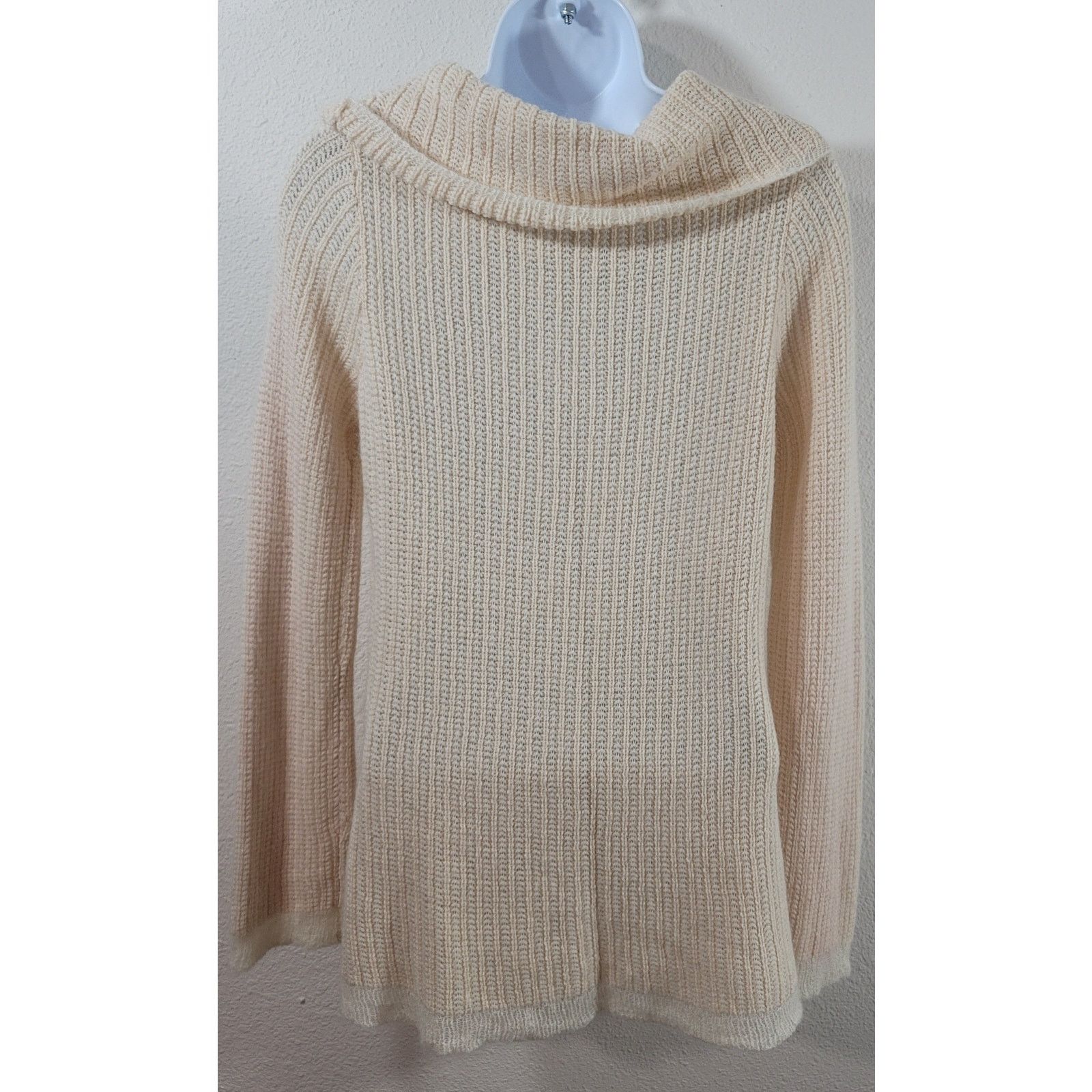 Ann Taylor Ann Taylor Cream Cowl Neck Knitted Wool Mohair Sweater M Size M / US 6-8 / IT 42-44 - 2 Thumbnail