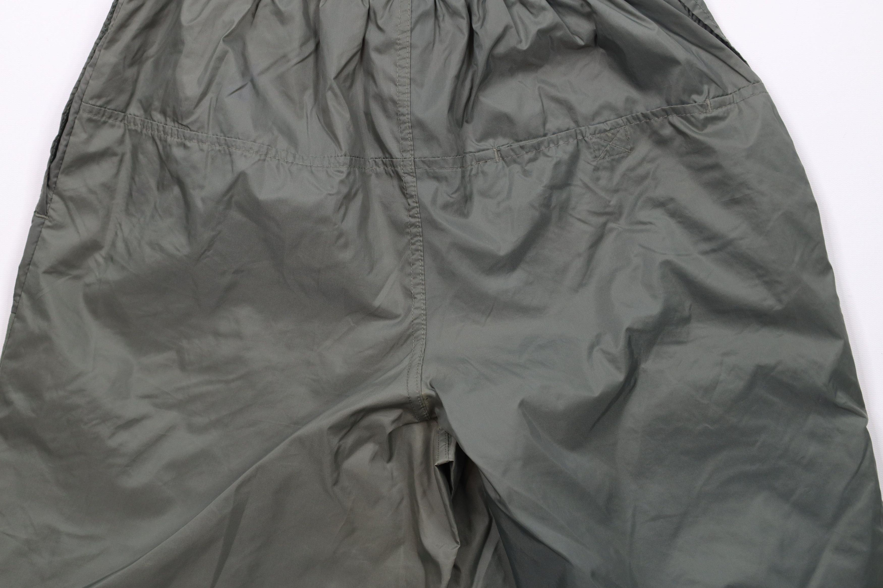 Starter × Vintage Vintage 90s Starter Logo Baggy Windbreaker Shorts Green Size US 30 / EU 46 - 12 Thumbnail