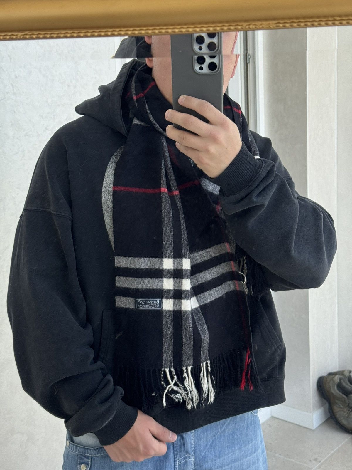 Burberry Burberry’s scarf vintage rare VTG wool England Size ONE SIZE - 1 Thumbnail