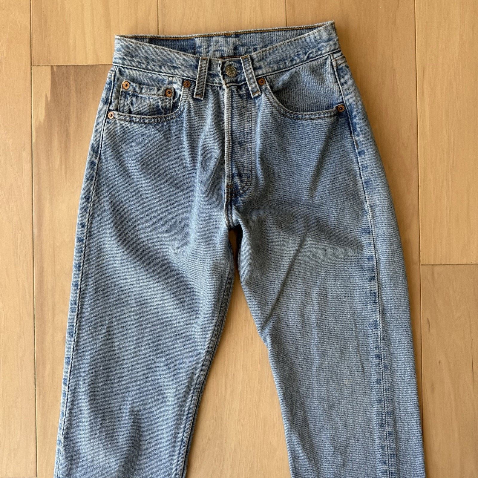 Levi's × Vintage Vintage Levis 501 Jeans 24 Blue 90s Denim Made in USA Size US 26 / EU 42 - 3 Thumbnail