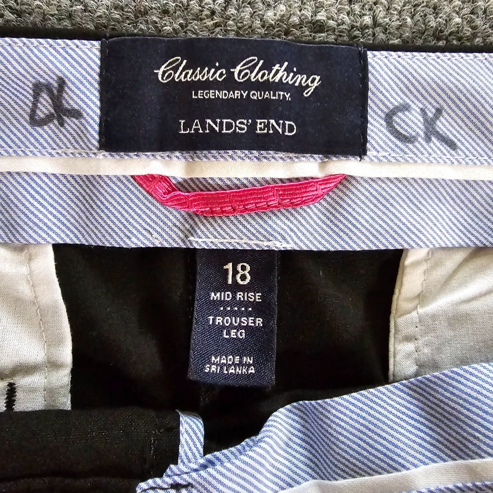 Lands' End Lands End Womens Pants 18 Black Mid Rise Trouser Leg Classic Career Minimalist Size 40" / US 18 - 4 Thumbnail