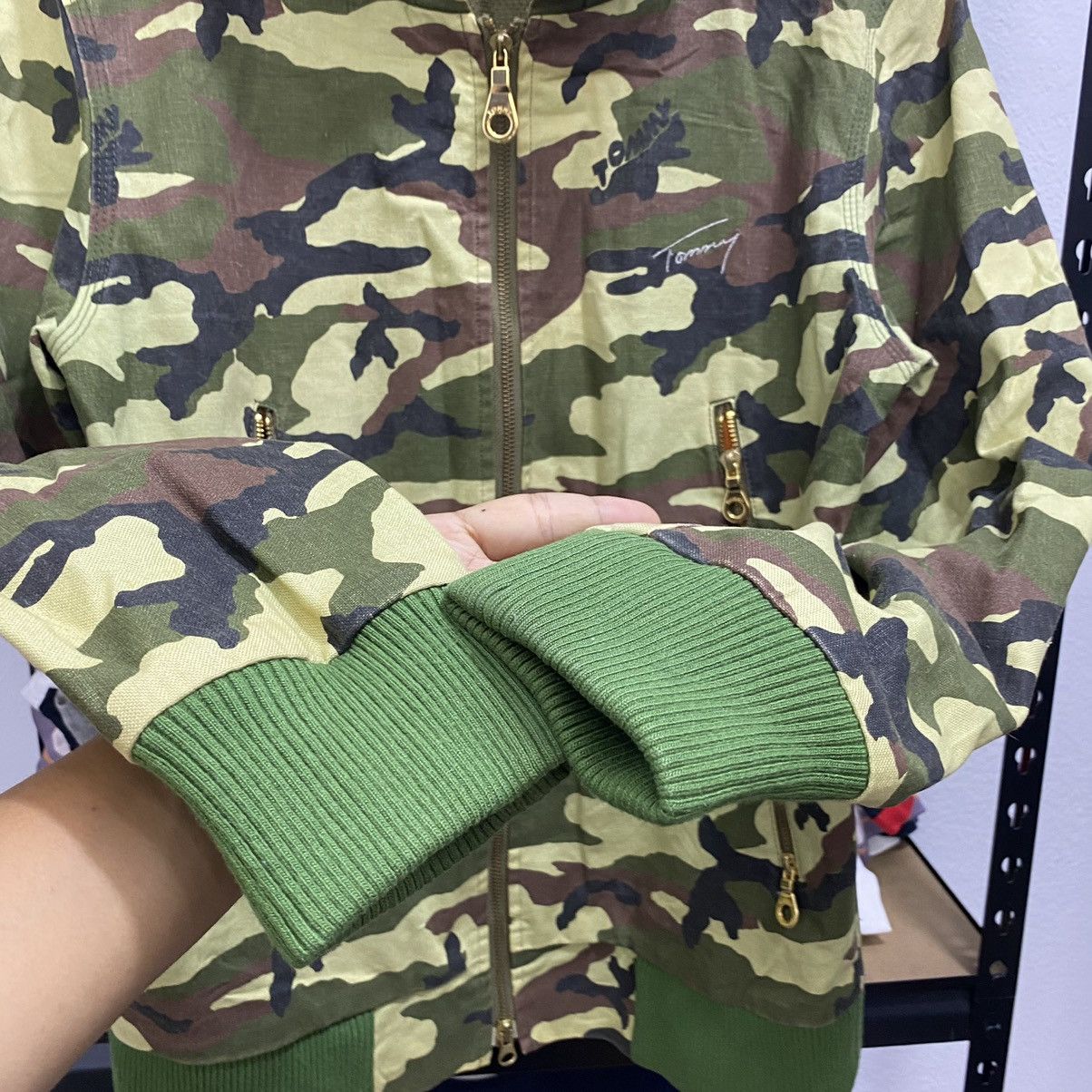 Tommy Hilfiger × Vintage Jacket Tommy Hilfiger Army Green Full Zip Size US M / EU 48-50 / 2 - 5 Thumbnail