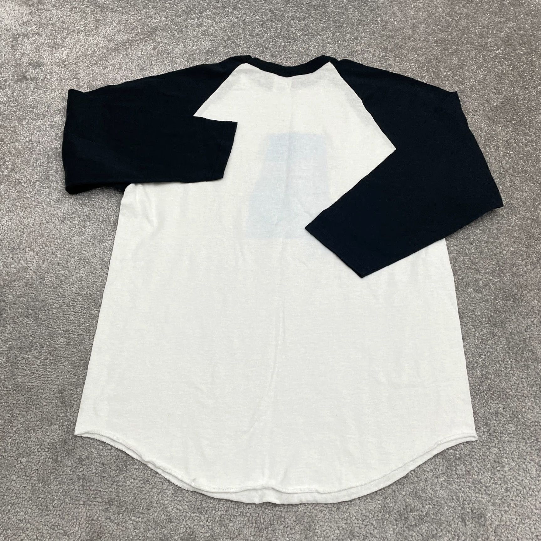 Augusta Sportswear Augusta Sportswear T-Shirt Unisex Adults Medium White Black Raglan 3/4 Sleeve Casual Size US M / EU 48-50 / 2 - 2 Thumbnail