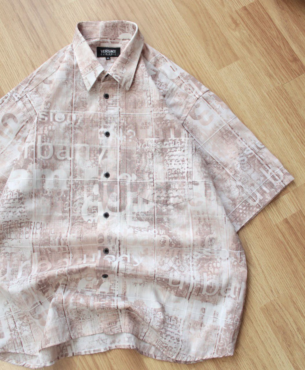 Vintage 🔥 RARE Versace Classic Vintage Drill Shirt Short Sleeve Y2K Size US XL / EU 56 / 4 - 1 Thumbnail