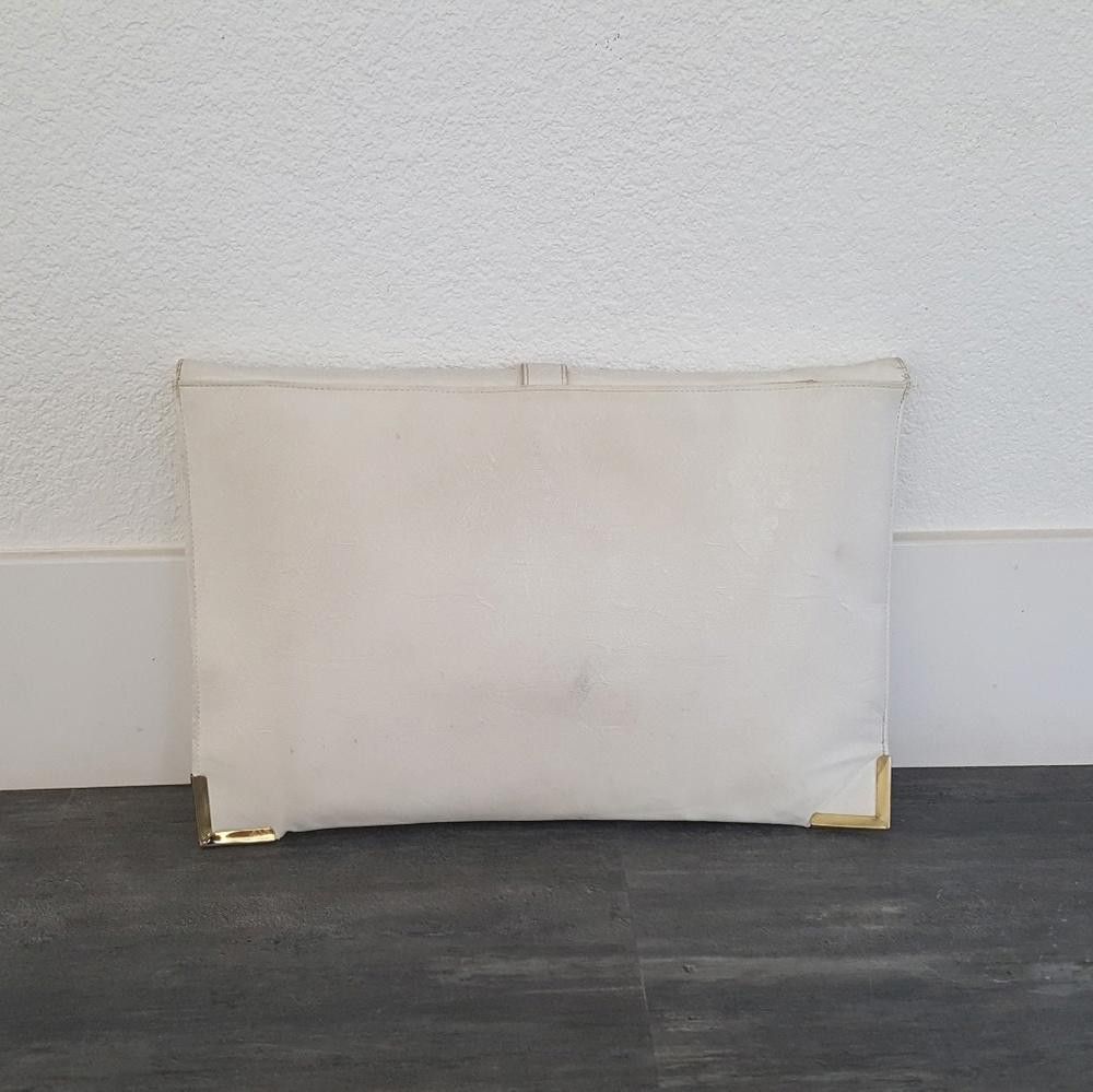 Asos White Gold Classic Asos Envelope Clutch Size ONE SIZE - 2 Thumbnail