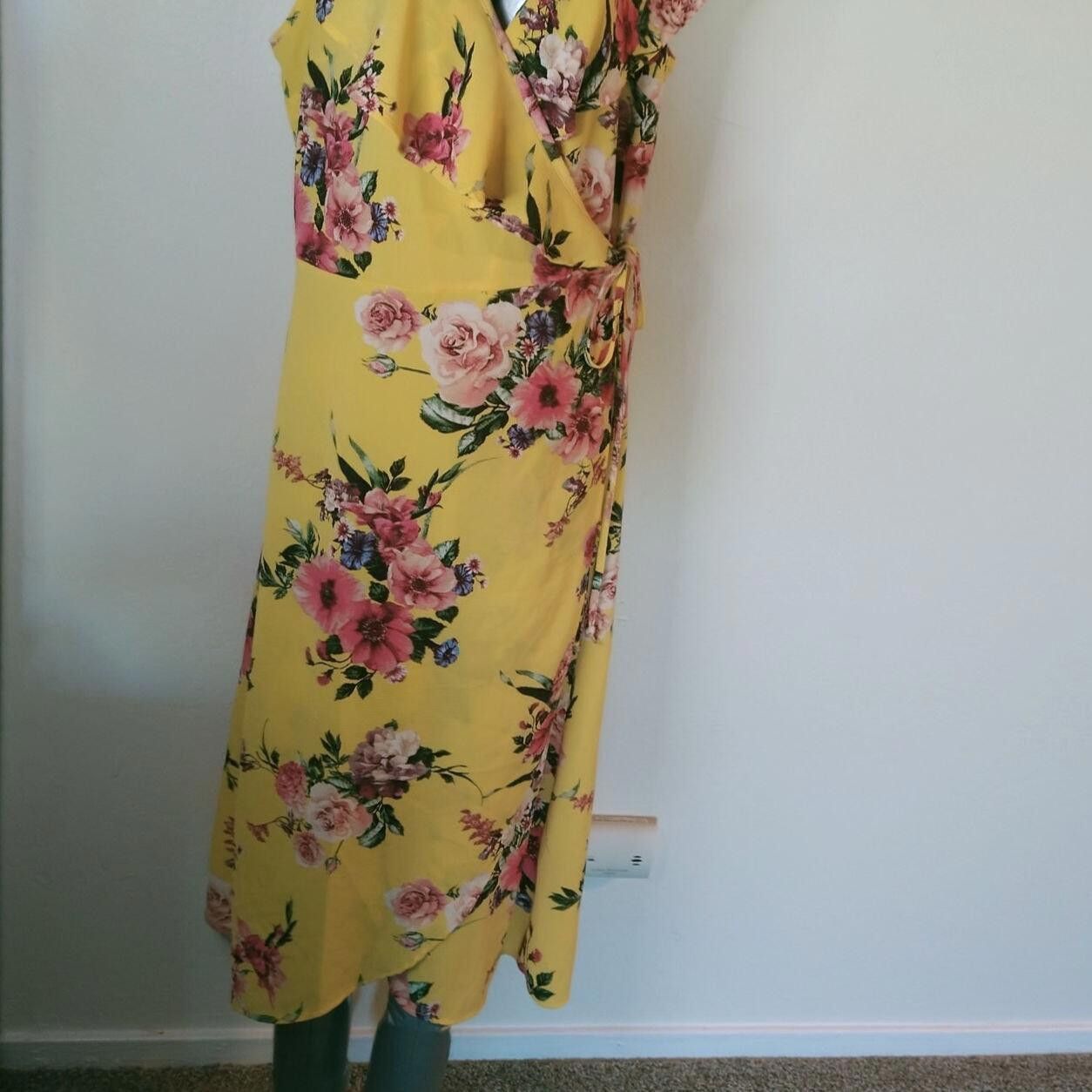 Designer Magnolia sky yellow floral dress size XL Size XL / US 12-14 / IT 48-50 - 2 Thumbnail