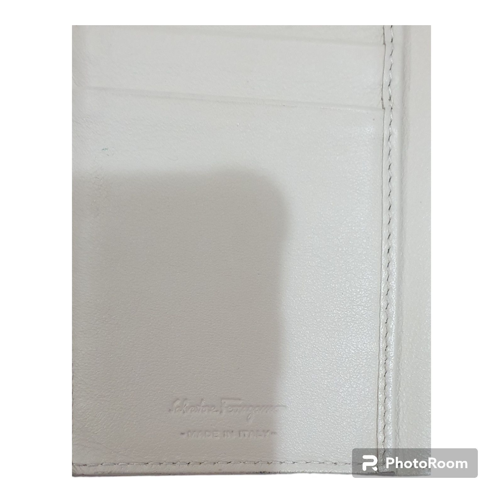 Salvatore Ferragamo Salvatore Ferragamo Long Bill Compartment Leather Used Auth Size ONE SIZE - 5 Thumbnail