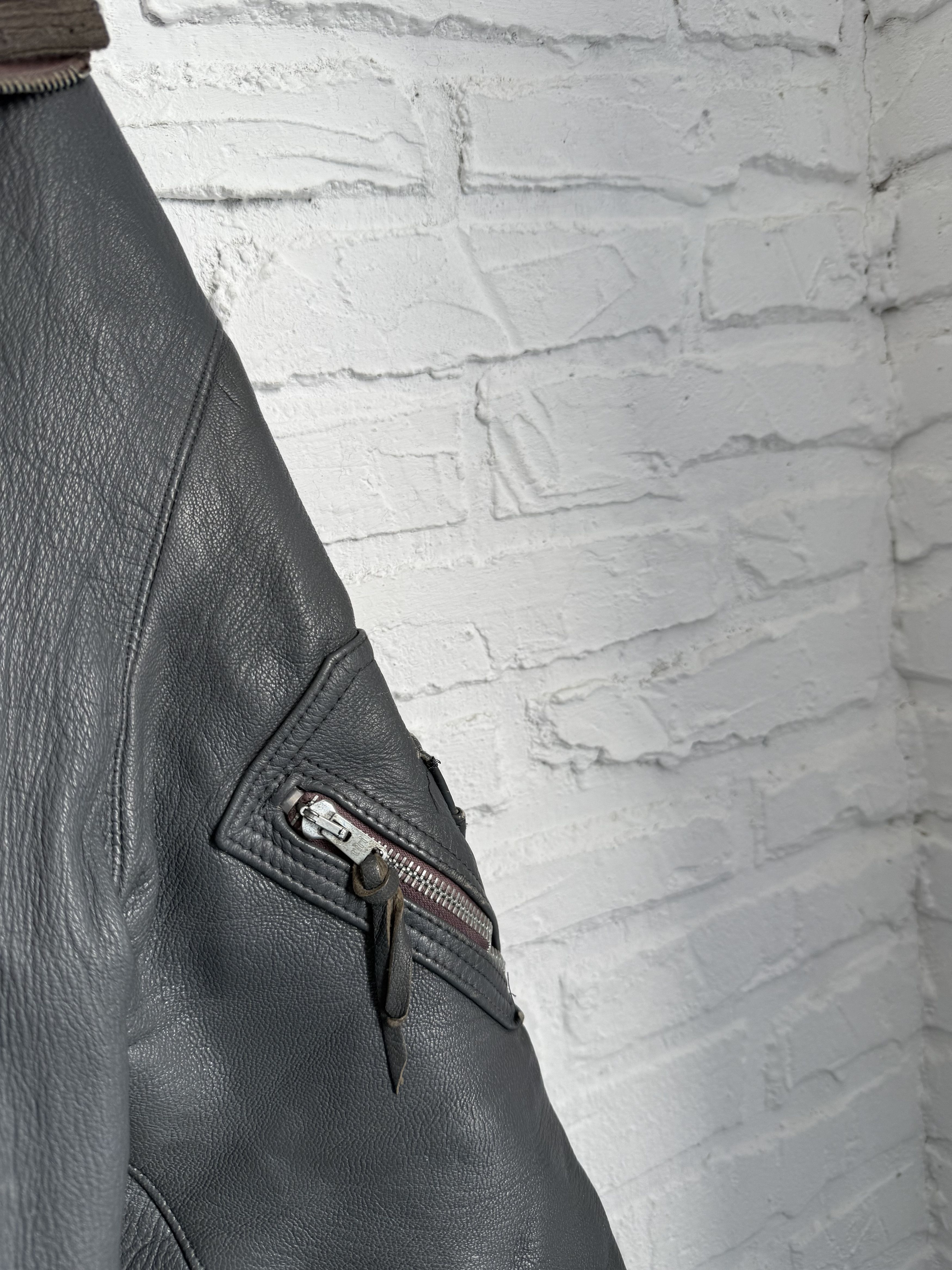 Vintage Vintage 1960s West Germany Luftwaffe Leather Flight Jacket Size US L / EU 52-54 / 3 - 3 Thumbnail