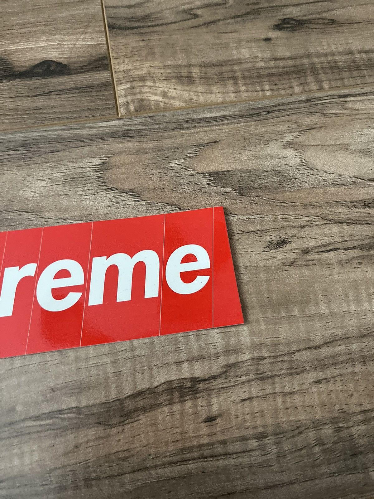Supreme Supreme Perforated/Cut Red Box Logo Sticker Size ONE SIZE - 4 Thumbnail
