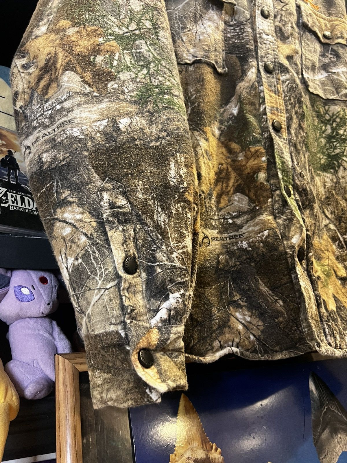 Realtree Beautiful Realtree Camo Button Long Sleeve Outerwear Size US L / EU 52-54 / 3 - 5 Thumbnail