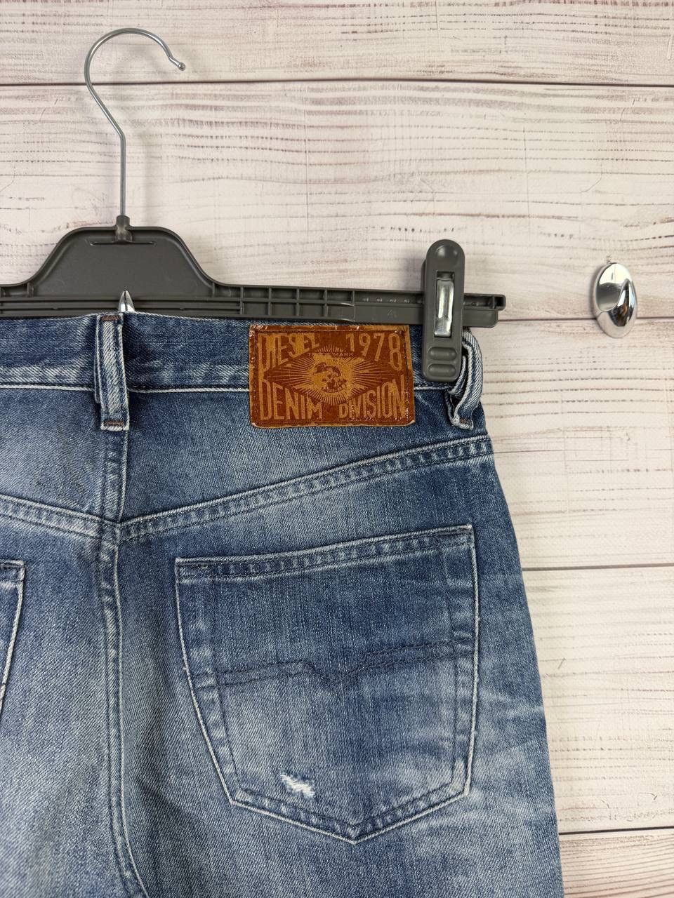 Diesel Crazy Flared Vntg Diesel Jeans Japanese Faded Bootcut Denim Size US 26 / EU 42 - 8 Thumbnail