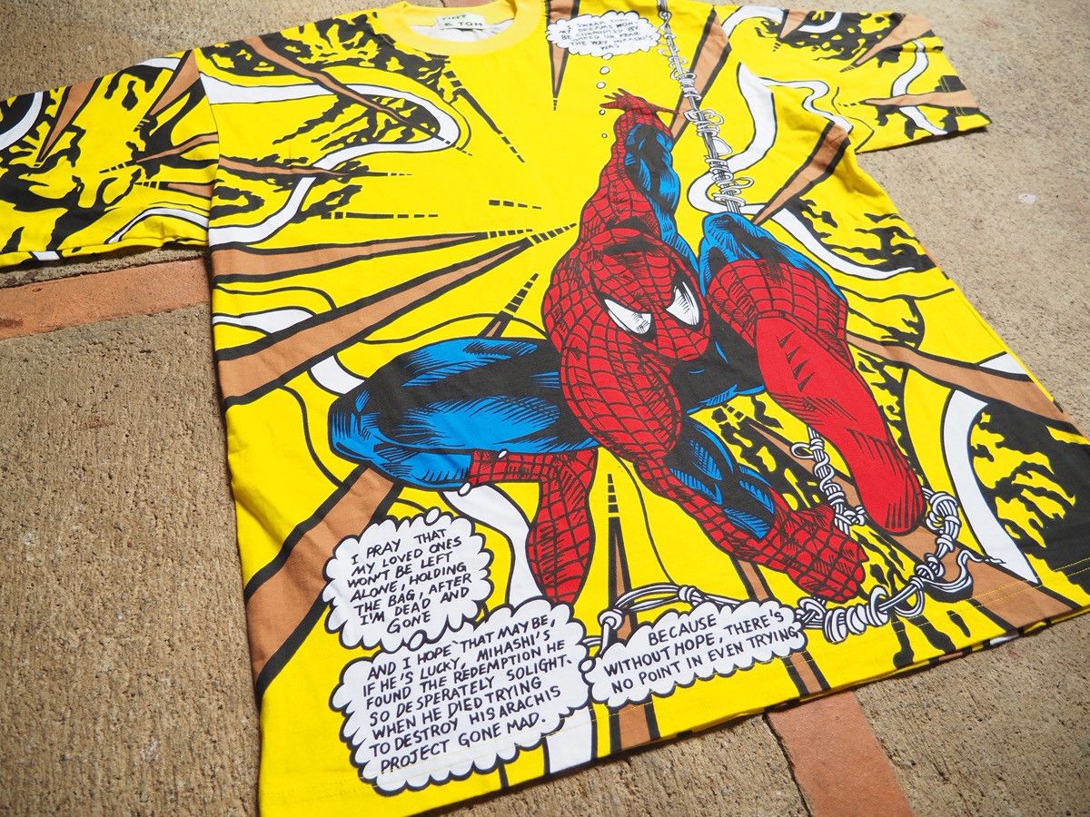 Vintage Vintage 90’s Tint &Ton bootleg AOP Marvel, Spiderman Tee, XL Size US XL / EU 56 / 4 - 2 Thumbnail