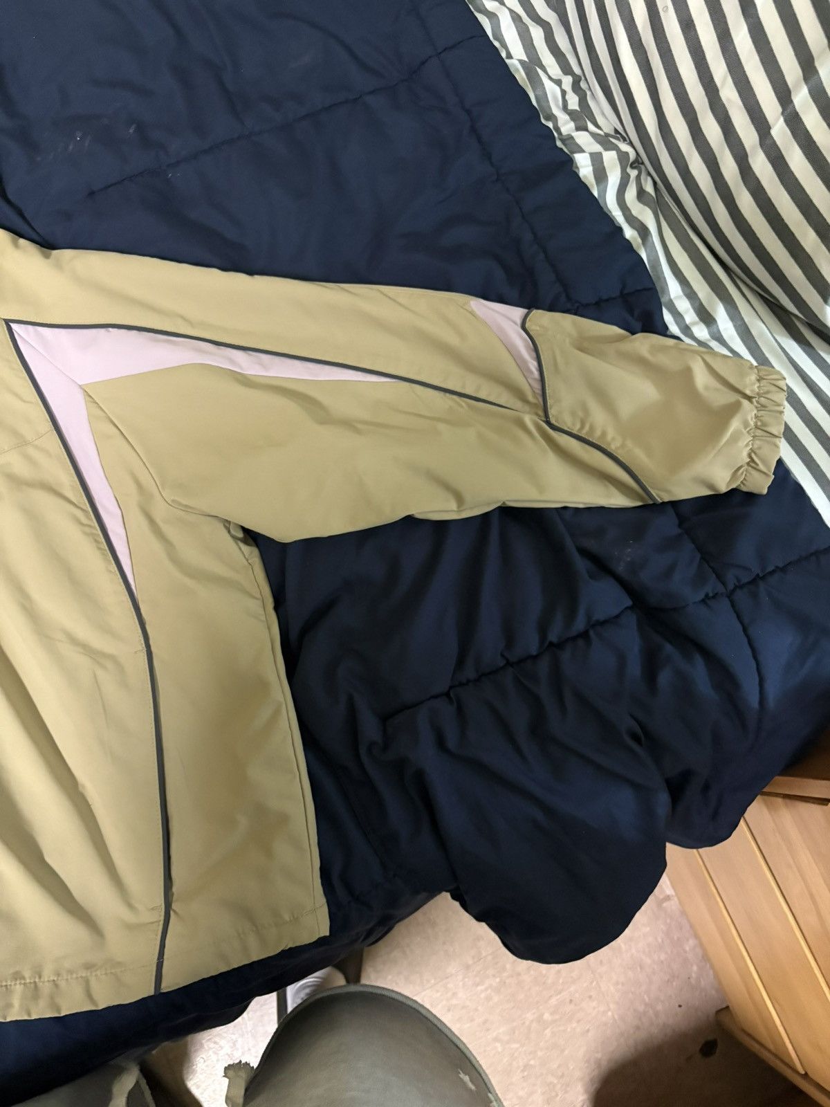 Supreme Supreme tracksuit top Size US M / EU 48-50 / 2 - 3 Thumbnail