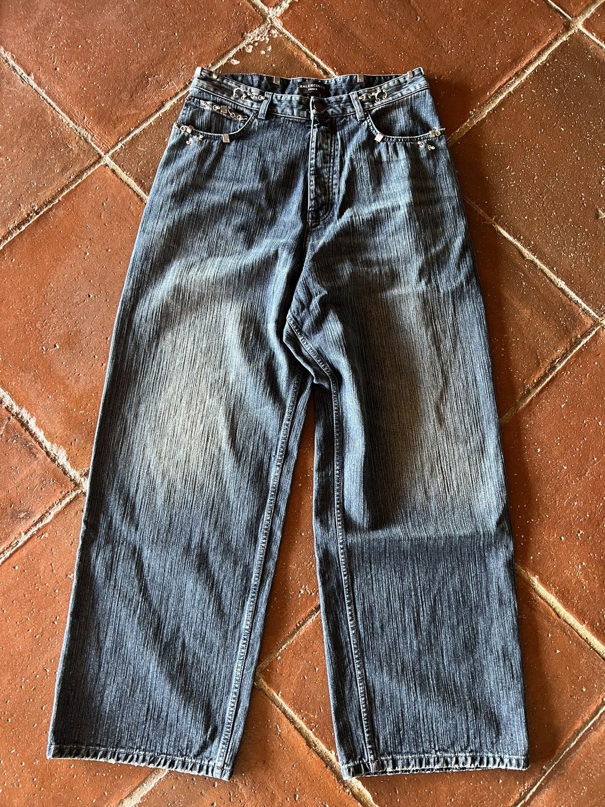 Balenciaga Balenciaga Piercing Blue Indigo Denim Pants Size US 31 - 1 Thumbnail