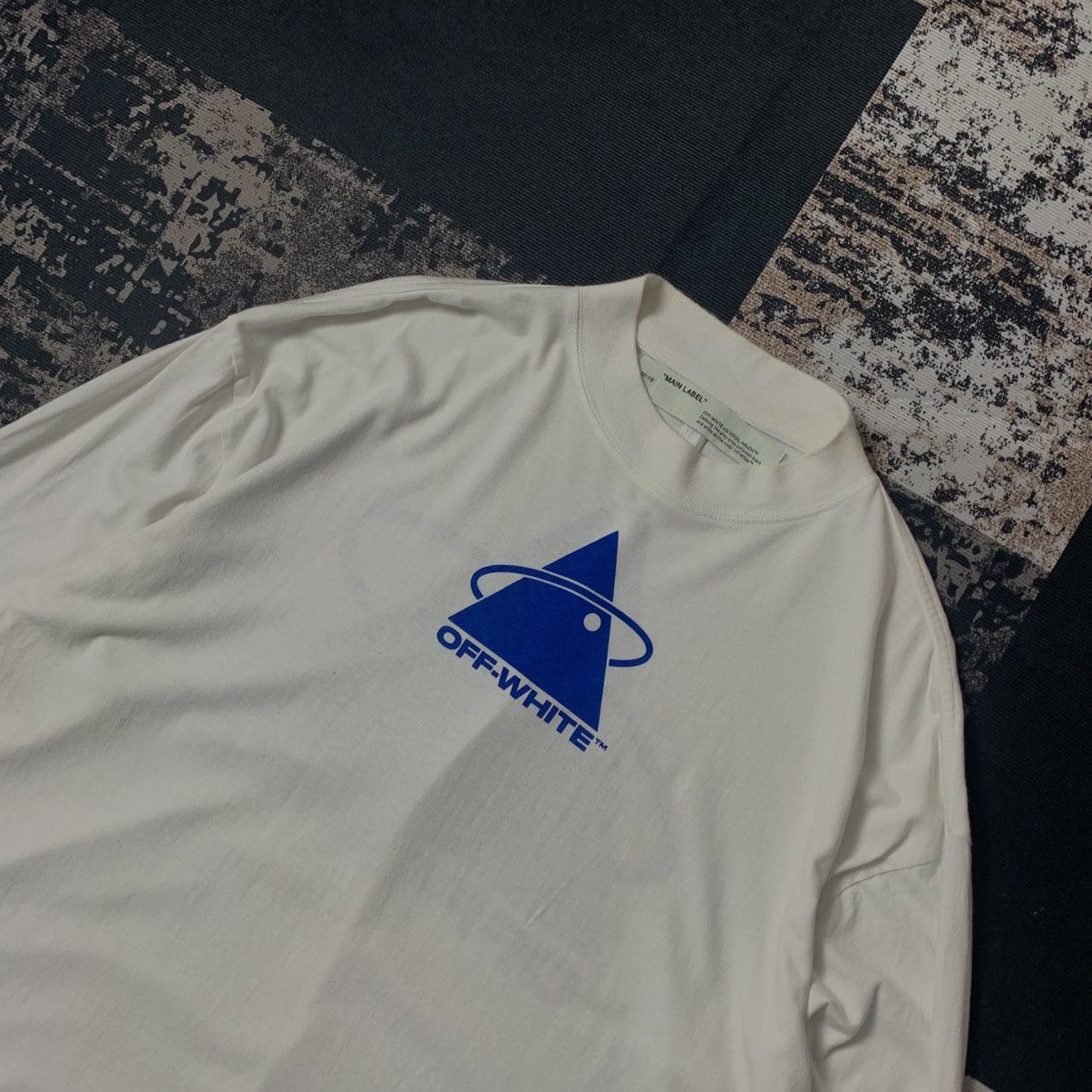 Off-White Off-White Triangle Planet Turtle Nect T-Shirt Size US M / EU 48-50 / 2 - 4 Thumbnail