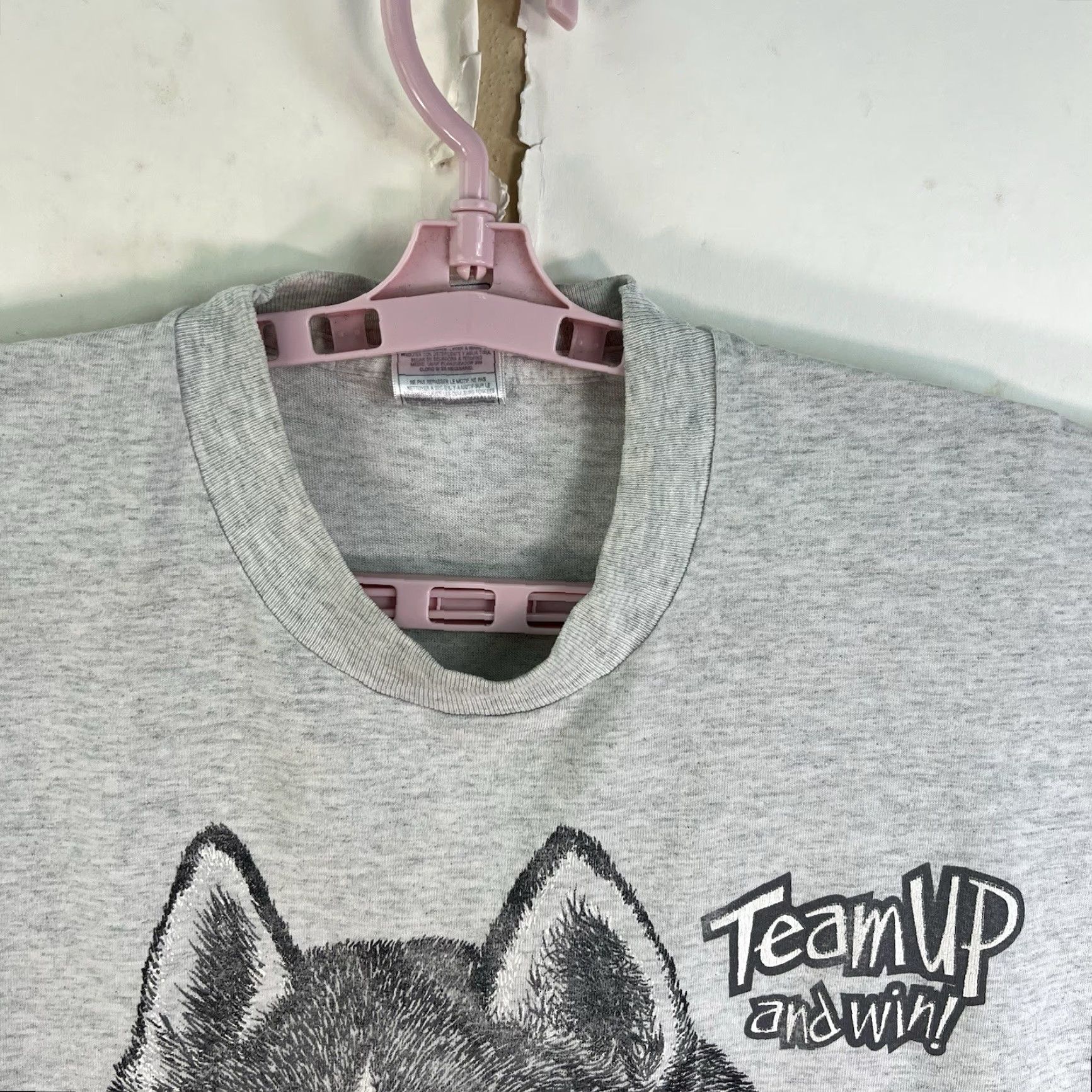 Fruit Of The Loom Vintage Husky Sled Dogs T-Shirt Men 3XL Gray 90s Dog USA Rare Graphic Tee Size US XXL / EU 58 / 5 - 4 Thumbnail