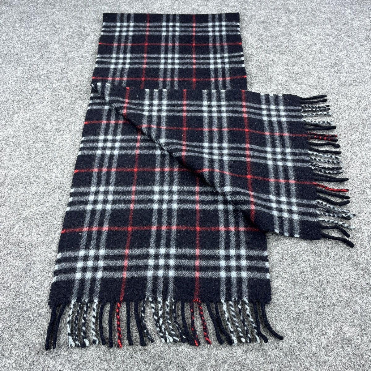 Burberry Vintage Burberry Scarf / Muffler / Neckwear T1508 Size ONE SIZE - 2 Thumbnail