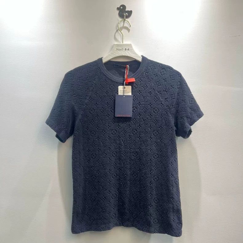 Louis Vuitton Louis Vuitton Logo-printed towel short sleeve Size US S / EU 44-46 / 1 - 1 Thumbnail