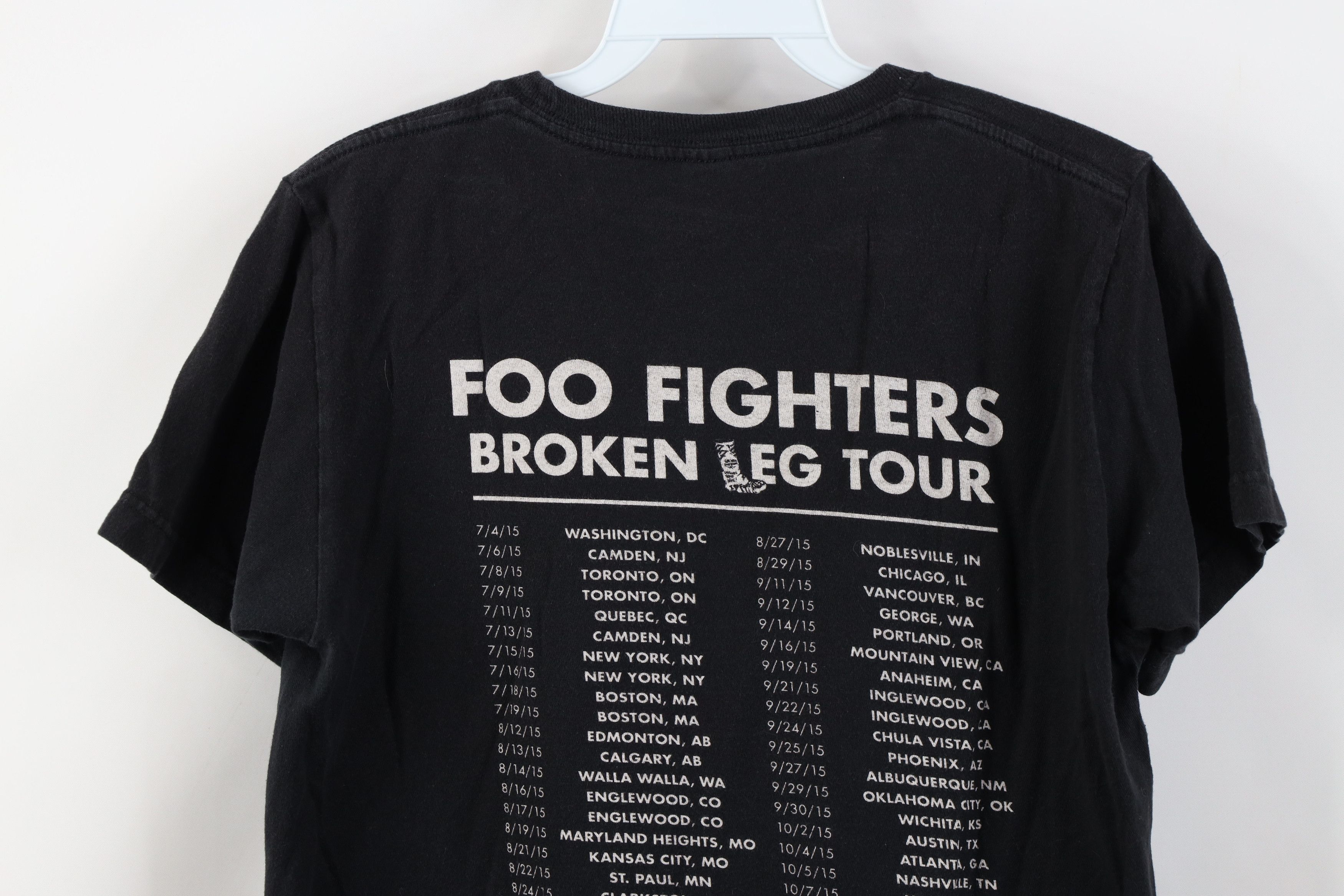 Vintage Vintage Y2K Break A Leg Tour Foo Fighters Band T-Shirt Size US S / EU 44-46 / 1 - 14 Thumbnail