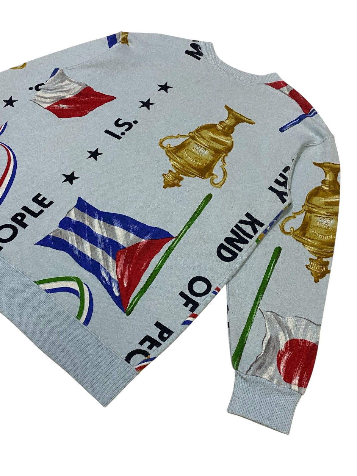 Issey Miyake Rare🔥Vintage Issey Miyake Fullprint Flag Trophy Sweatshirt Size US M / EU 48-50 / 2 - 24 Thumbnail