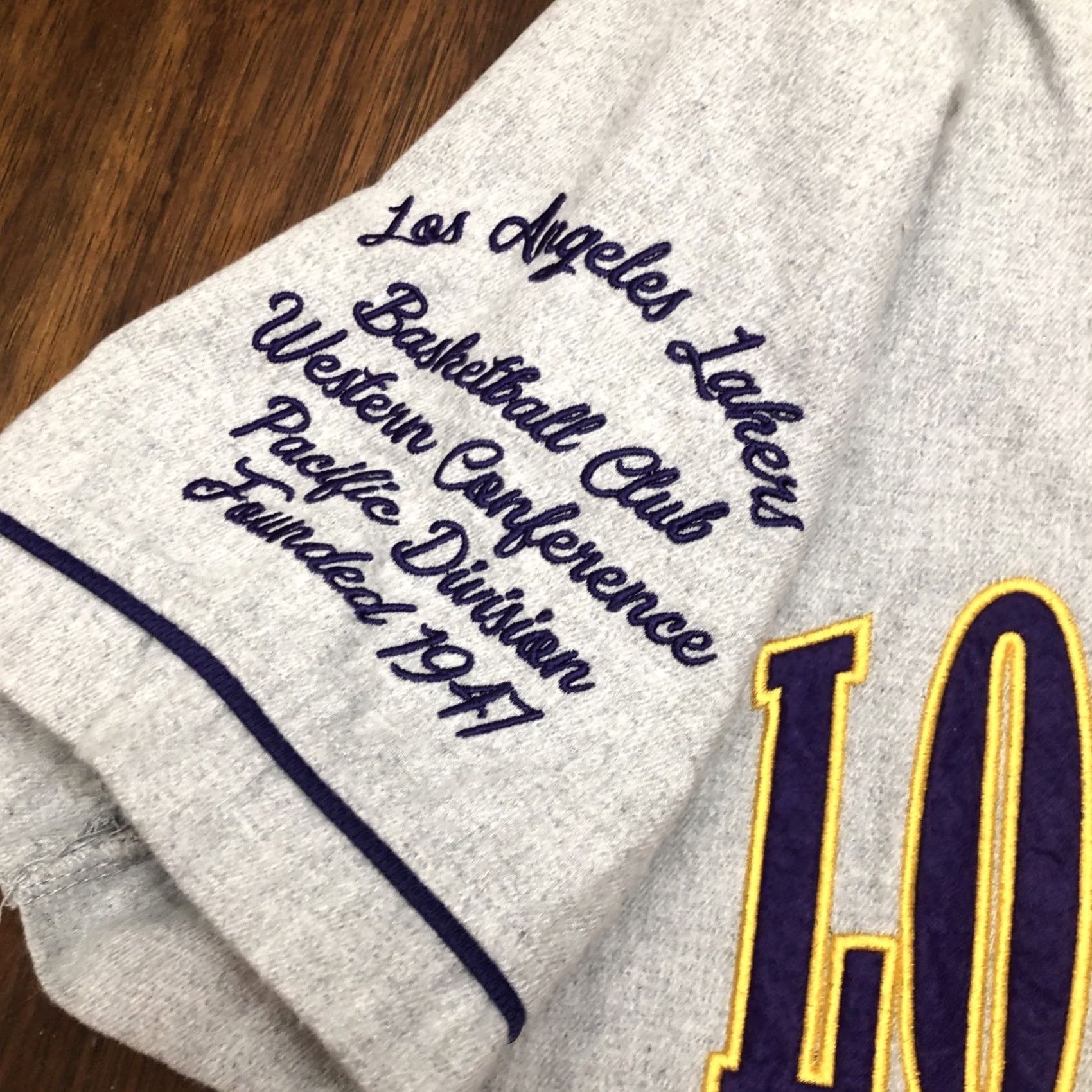 NBA NWT Ultra Game Los Angeles Lakers NBA Baseball Jersey XS Gray Mens size XS Baseball Jersey 41 in Chest 20.5" armpit to armpit 29 in length Size US XS / EU 42 / 0 - 6 Thumbnail