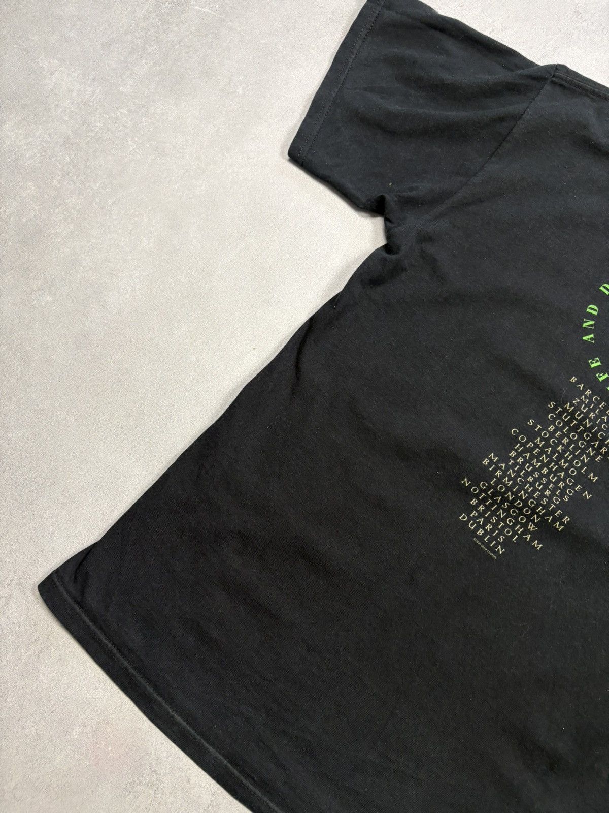 Band Tees Vintage 2004 Good Charlotte The Chronicles Of Life Tour Tee Size US M / EU 48-50 / 2 - 11 Thumbnail
