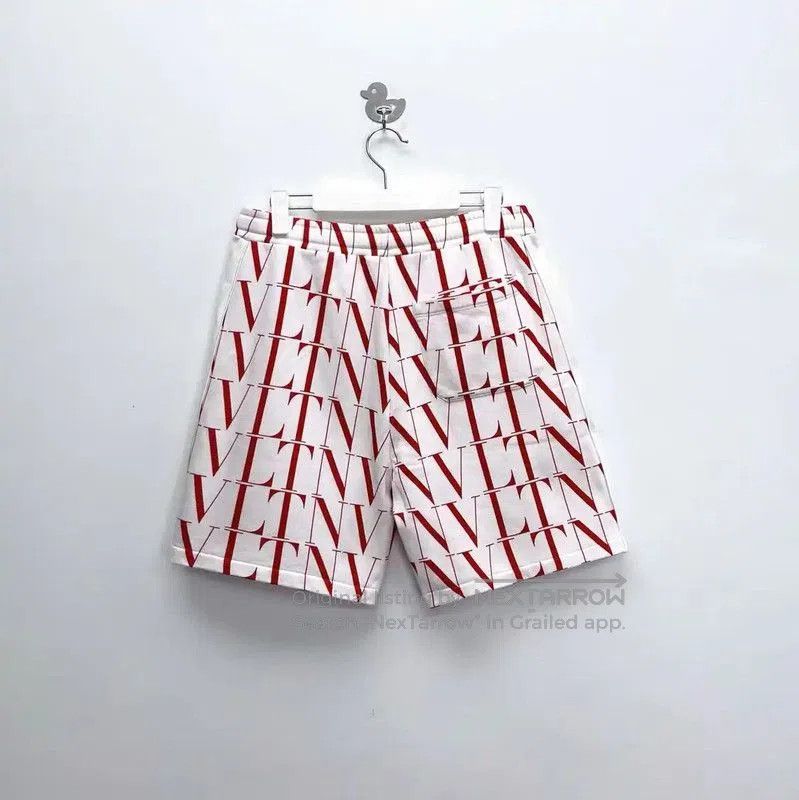 Valentino Valentino Men's Logo Cotton Shorts for Spring . Size US 26 / EU 42 - 2 Thumbnail