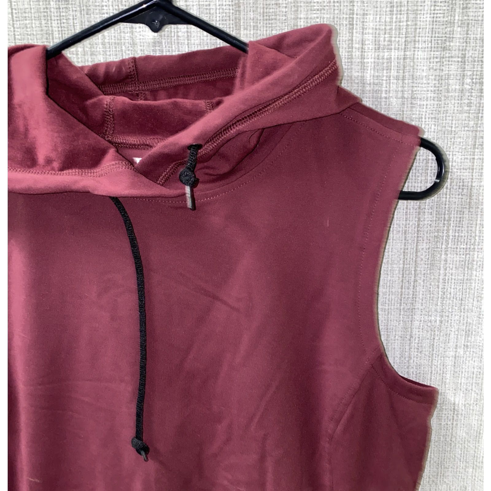 CO Duluth Men's Hoodie Vest Small Maroon Nylon Spandex Casual Sleeveless Jacket Size US S / EU 44-46 / 1 - 2 Thumbnail