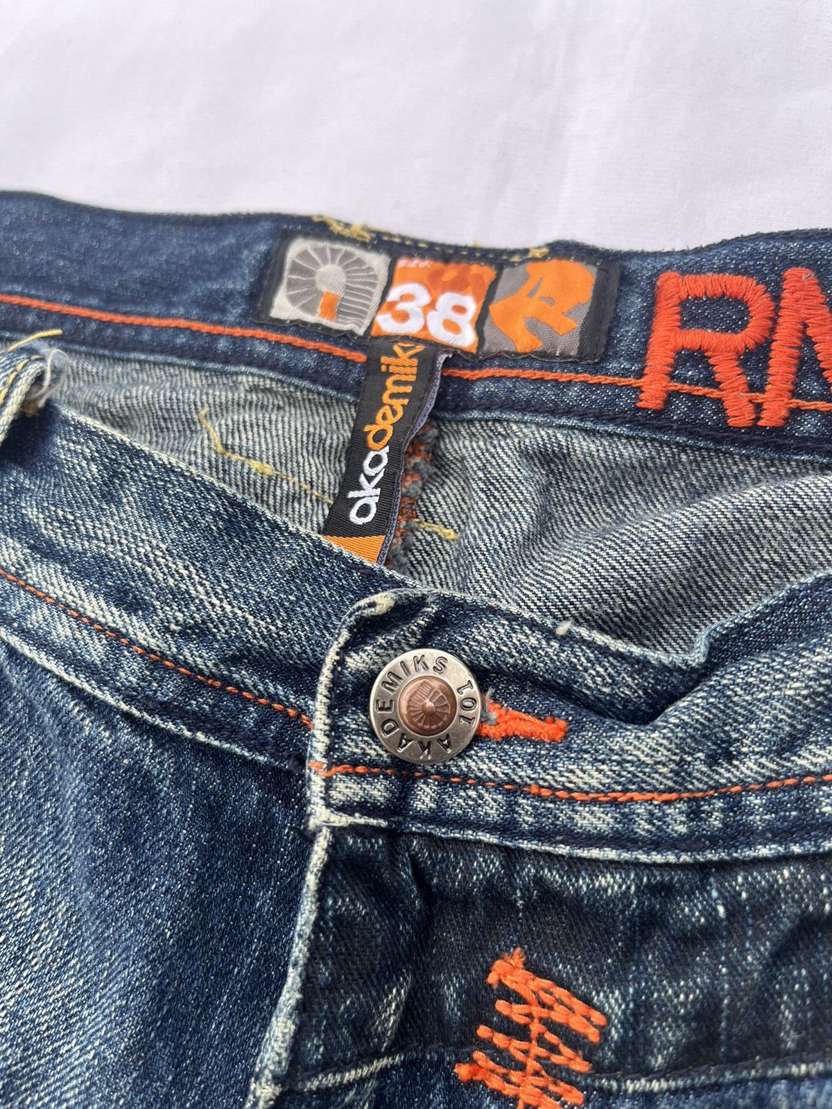 Japanese Brand Y2K Style Faded Jorts Pants Graff by Akademiks Size US 38 / EU 54 - 2 Thumbnail