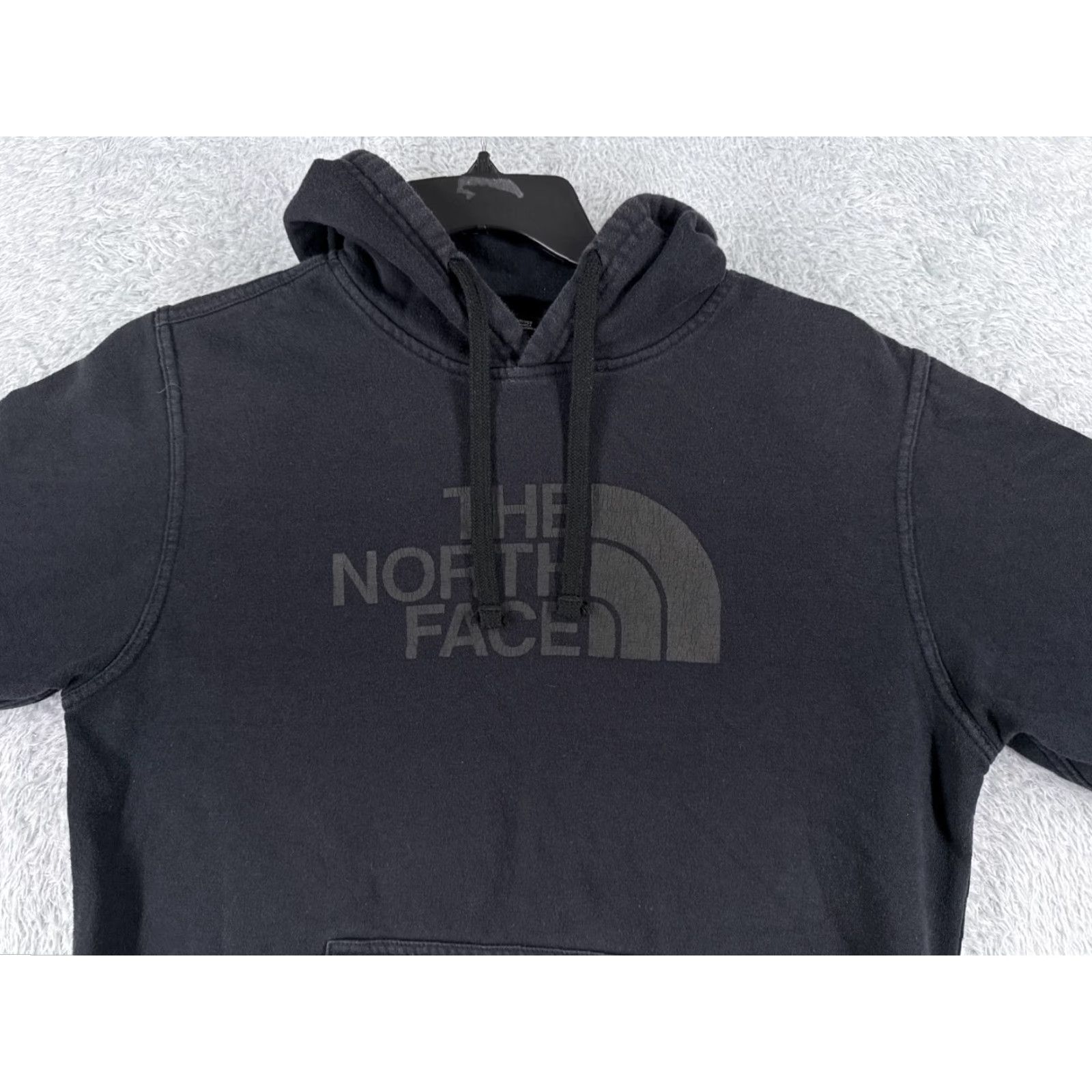 The North Face The North Face Hoodie Men Small Black Rear Logo Pullover Size US S / EU 44-46 / 1 - 4 Thumbnail