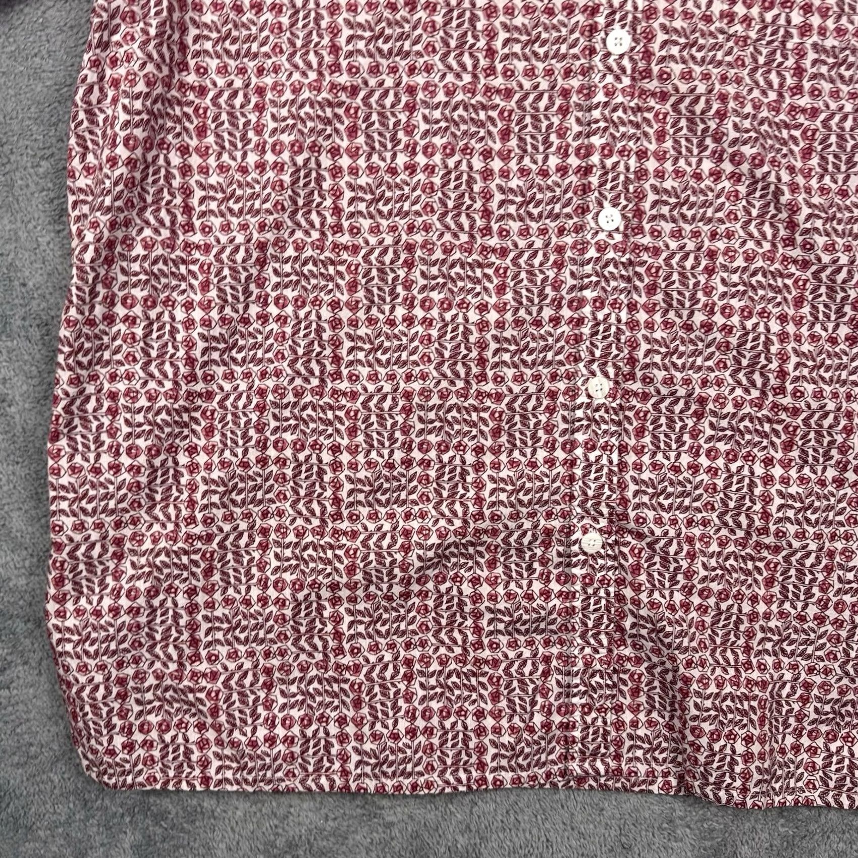 Vintage Yiume Shirt Men's 3XL Floral Hawaiian All Over Print Red Rose Art Button-Up Short Sleeve Casual Size US XXL / EU 58 / 5 - 4 Thumbnail