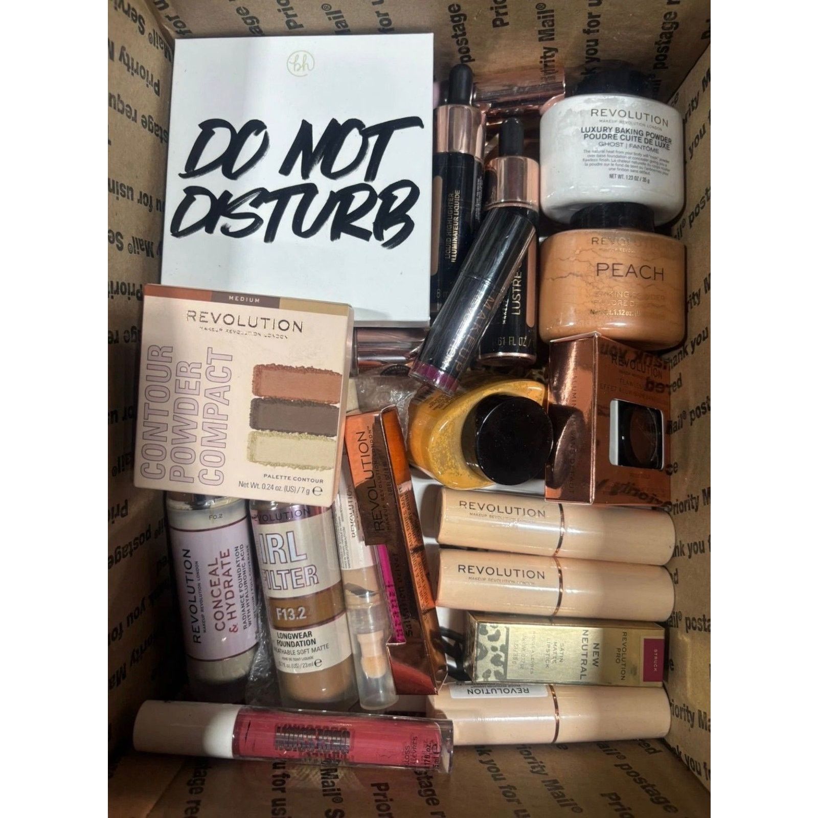 Other 50 Piece Revolution Resellers Box NWT Size ONE SIZE - 1 Thumbnail