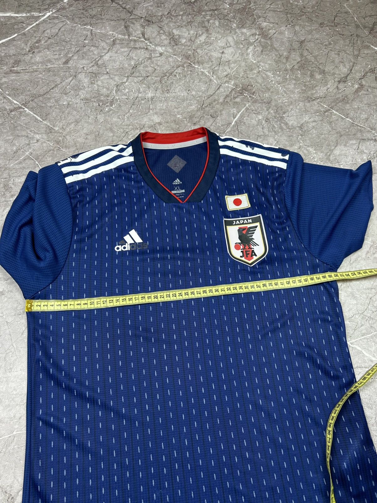 Adidas JAPAN 2018 HOME SHIRT FOOTBALL SOCCER JERSEY ADIDAS Size US L / EU 52-54 / 3 - 18 Thumbnail