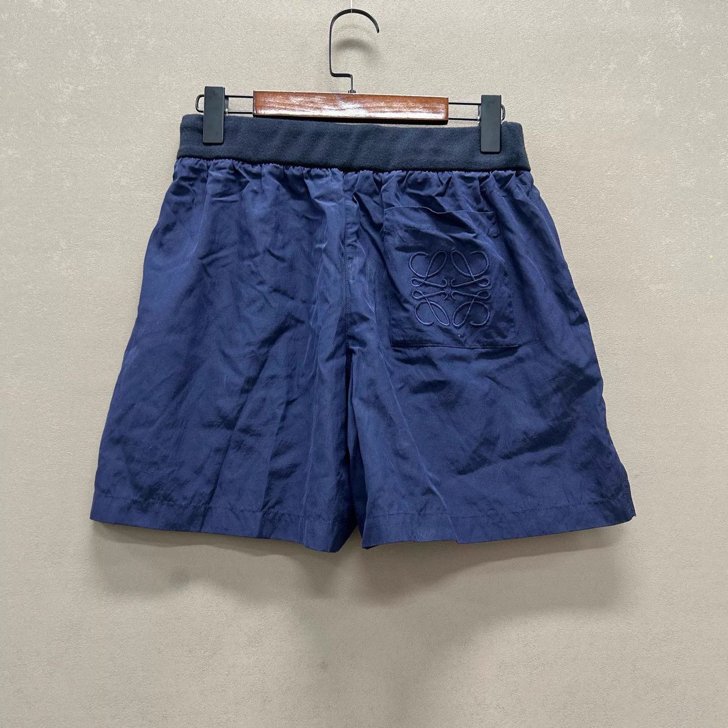 Loewe Loewe Navy 99 M Shorts All-Over Logo, Pkt Embro Size 27" / US 4 / IT 40 - 2 Thumbnail