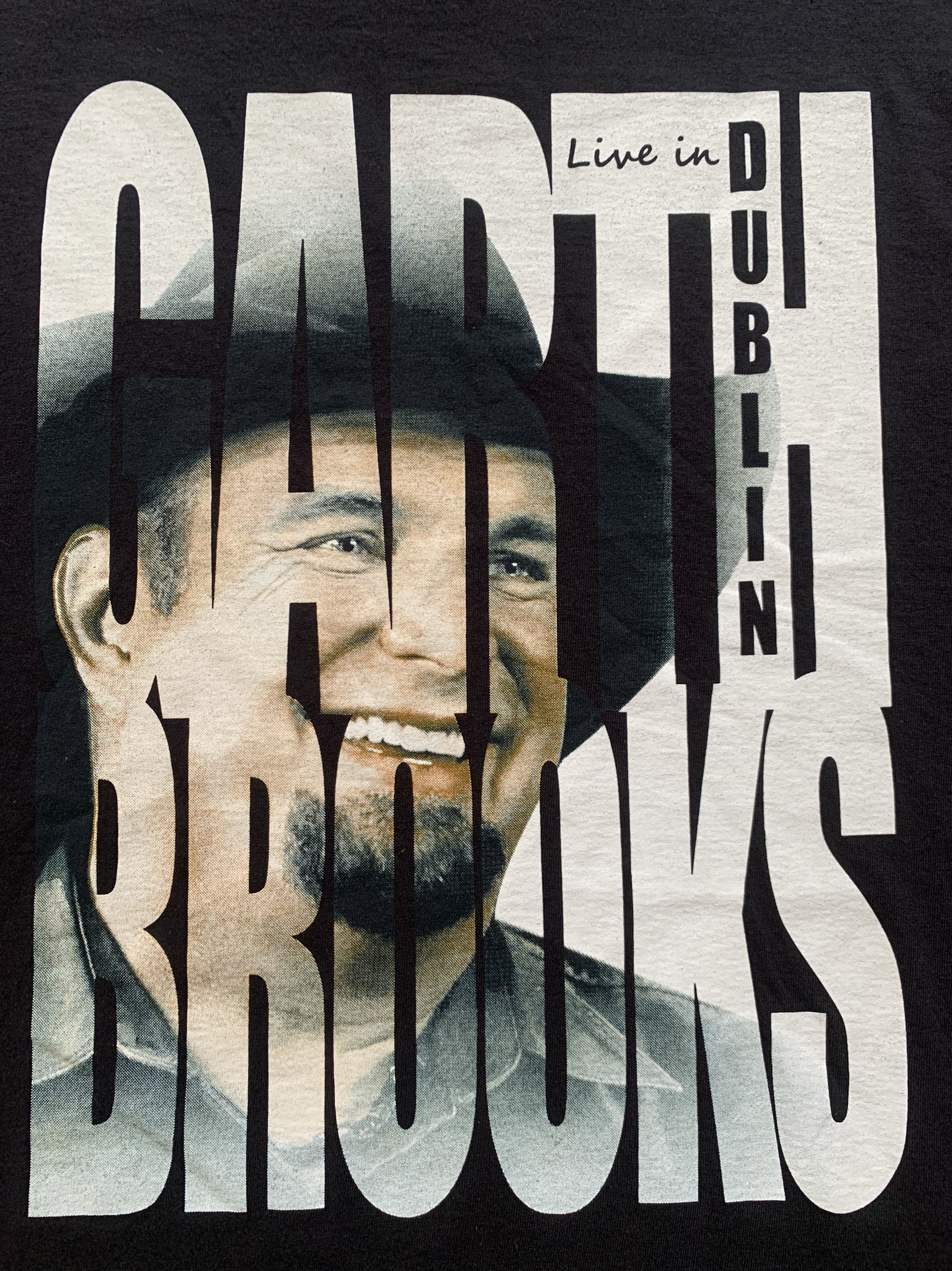 Fruit Of The Loom Garth Brooks Live In Dublin Band Tour T Shirt Size US XL / EU 56 / 4 - 5 Thumbnail