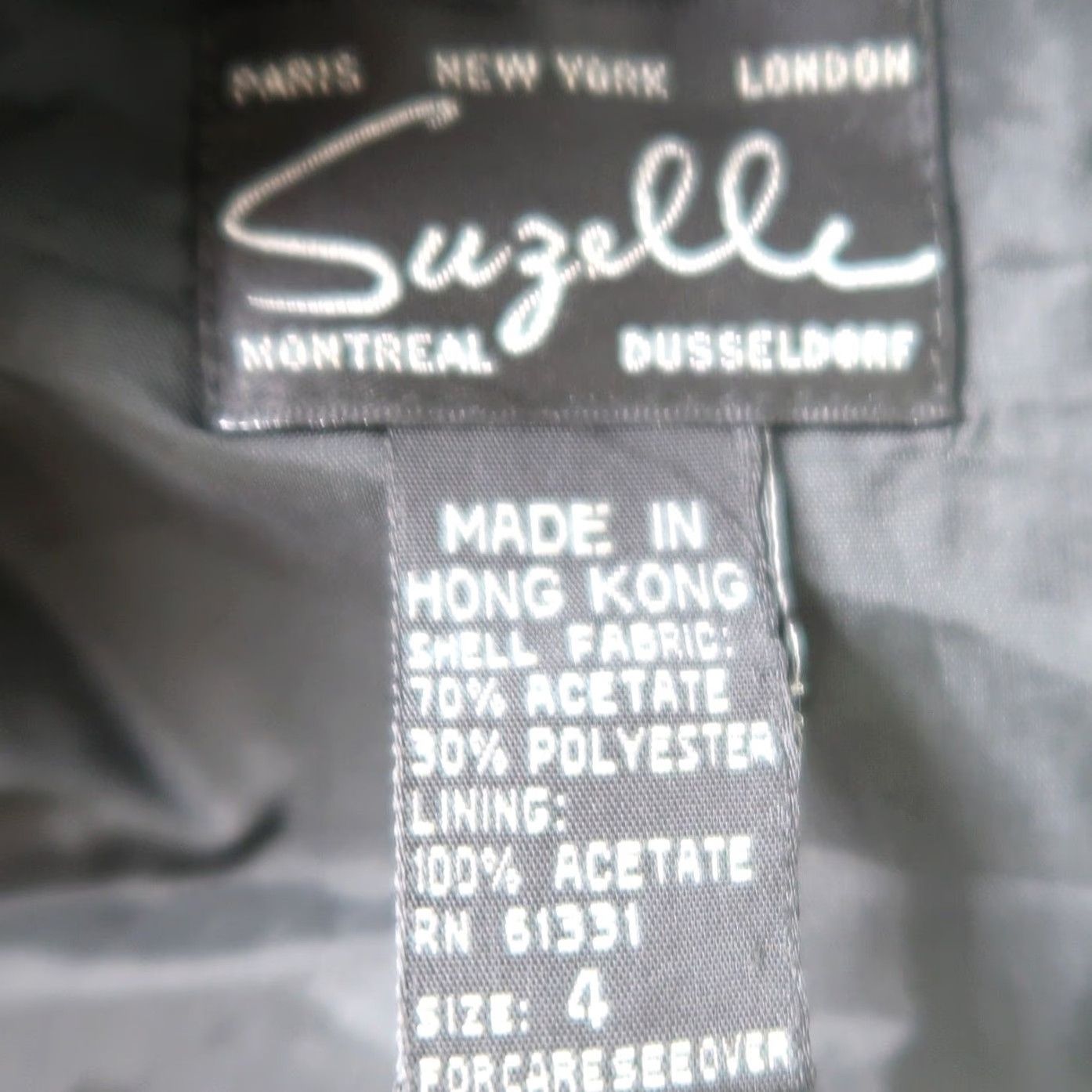 Vintage VINTAGE Suzelle Blazer Crop Jacket Black Gold Trim 90s Women's 4 Long Sleeve Button Short Satin/Acetate Glitter 80s 90s - Mens Womens Girls Boys Size S / US 4 / IT 40 - 5 Thumbnail