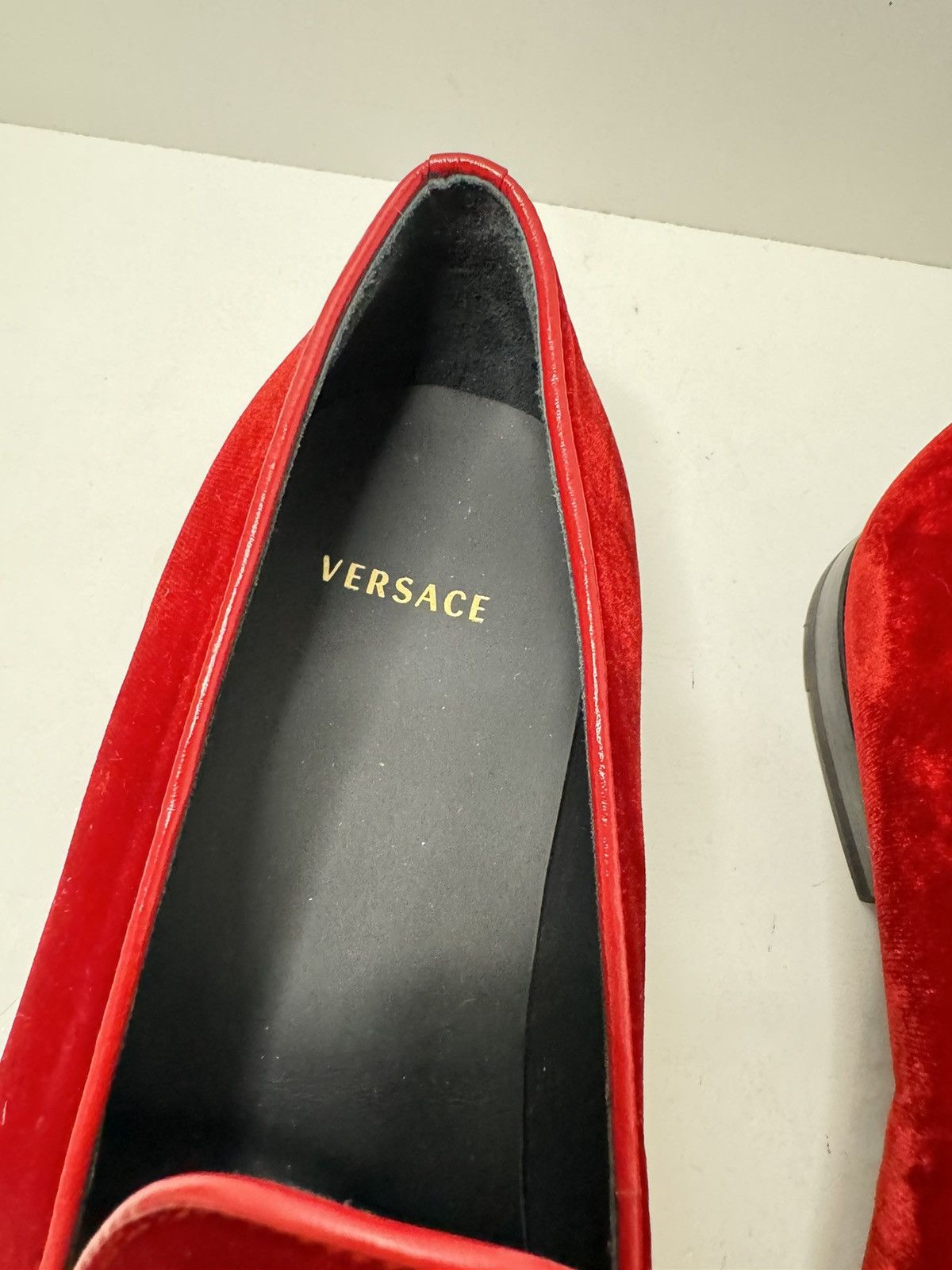 Versace Versace Medusa Red Velvet Loafers Size 44.5 SOLD OUT Size US 11.5 / EU 44-45 - 3 Thumbnail