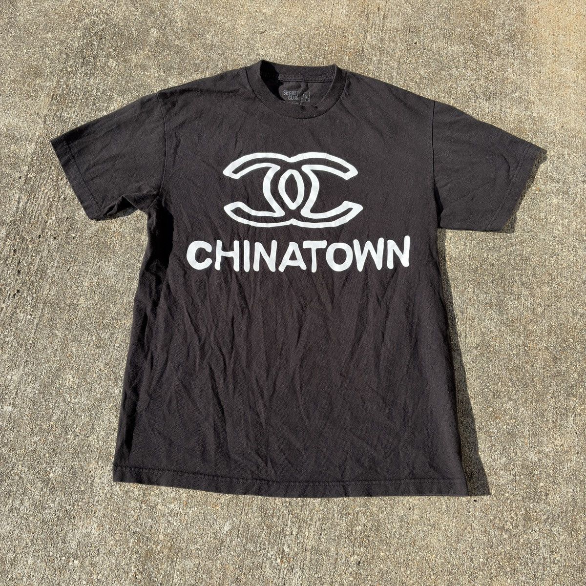 Market Chinatown market Secret club tee Size US L / EU 52-54 / 3 - 1 Thumbnail