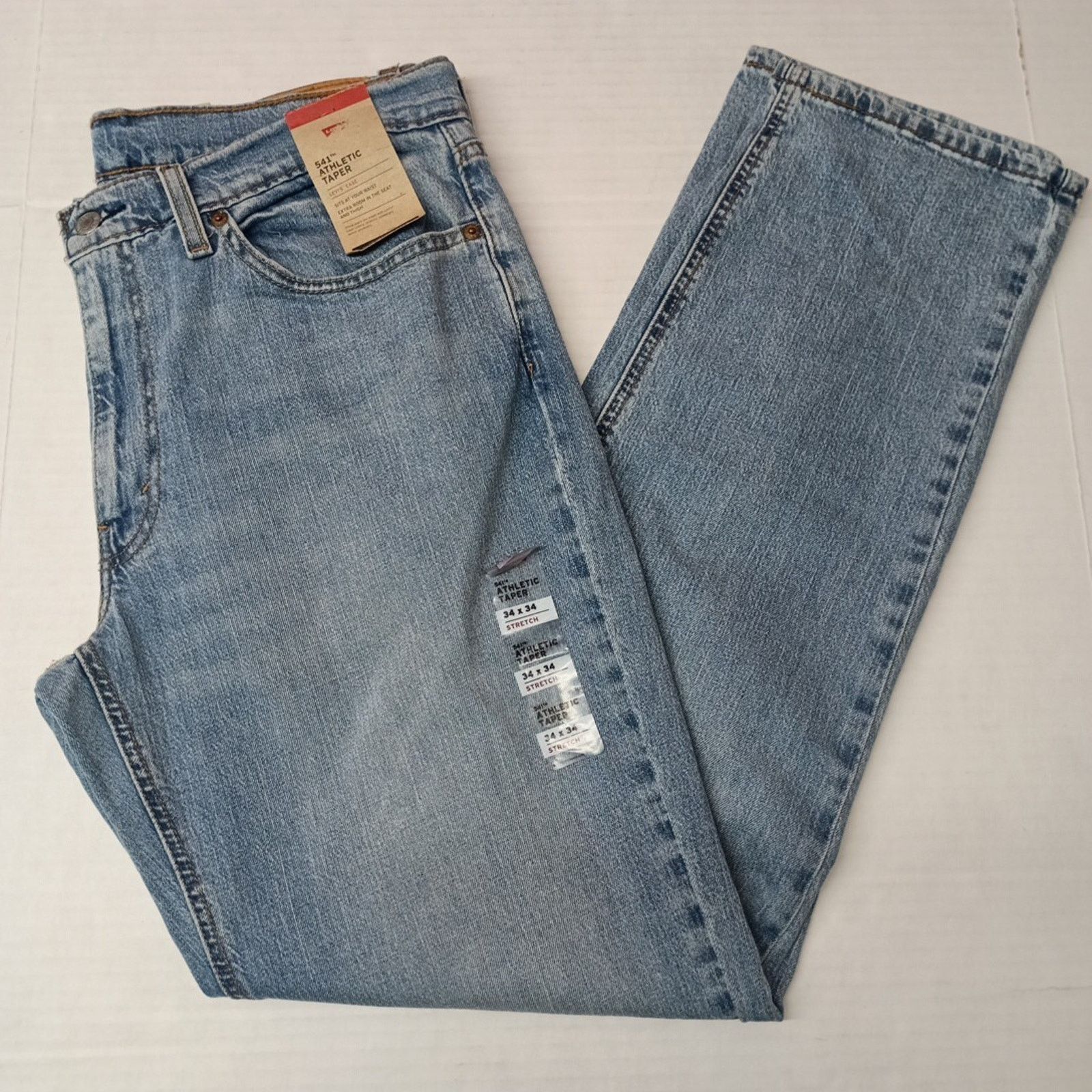 Levi's Levi's 541 Jeans Men's 34x34 Blue Athletic Taper Fit Size US 34 / EU 50 - 1 Thumbnail