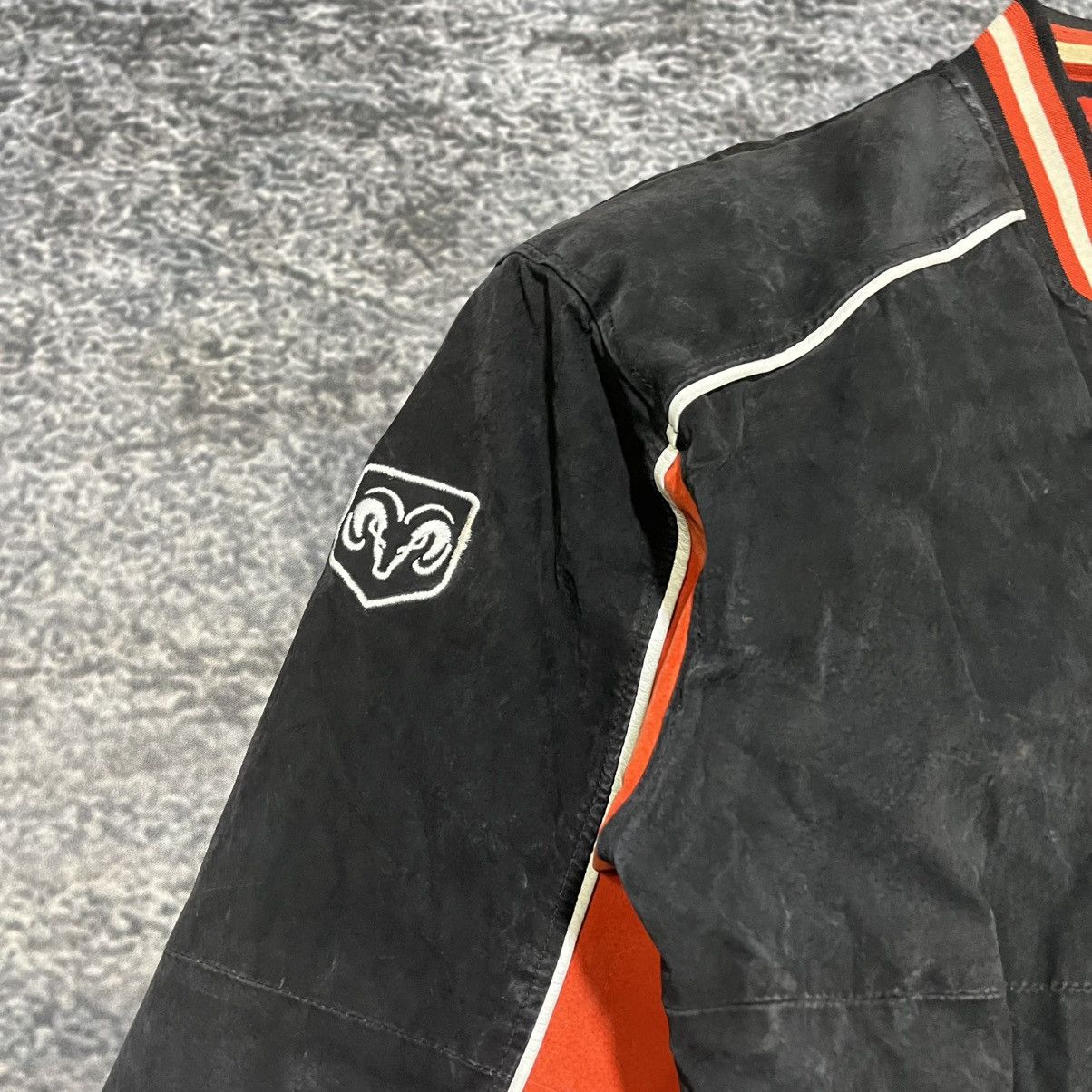 Vintage VINTAGE 90s DODGE MOTORSPORTS RACING SUEDE JACKET MEDIUM Size US M / EU 48-50 / 2 - 4 Thumbnail